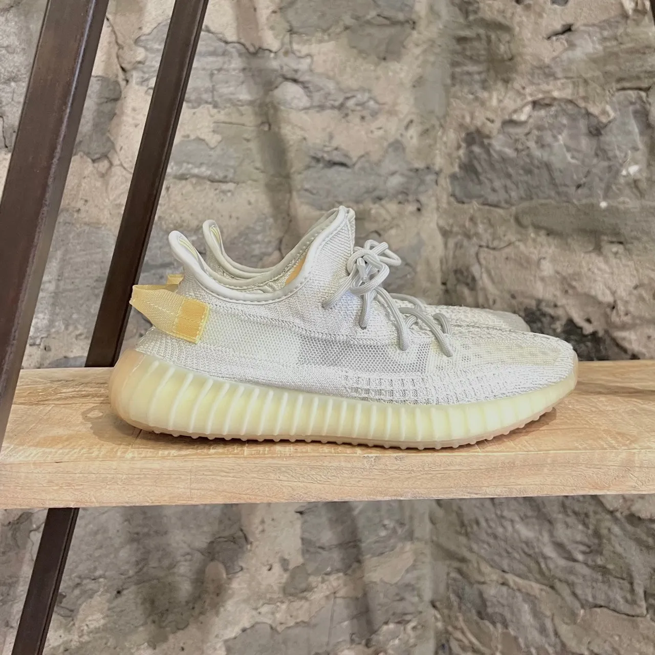 Adidas YEEZY 350 V2 Light Ivory Sneakers