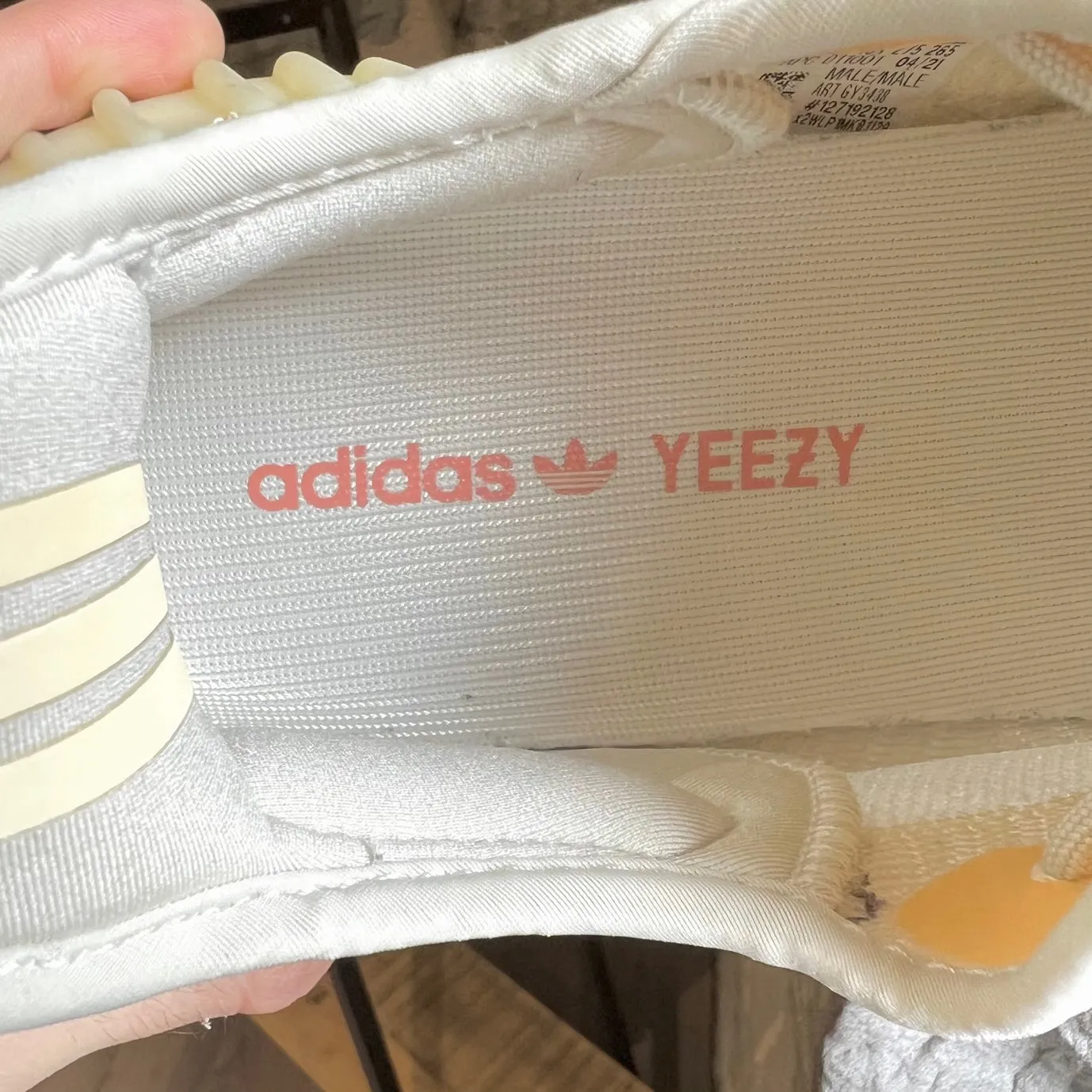 Adidas YEEZY 350 V2 Light Ivory Sneakers