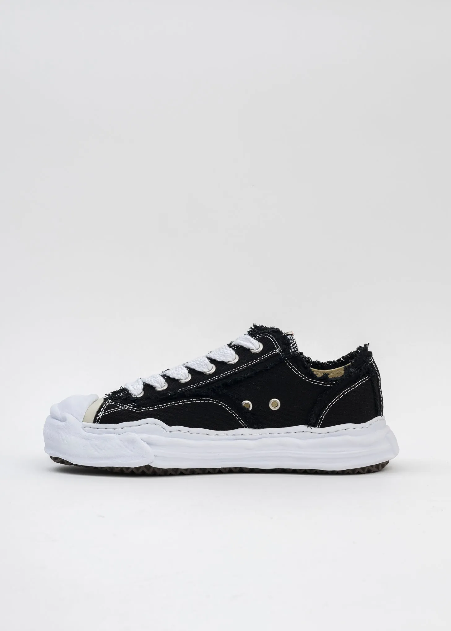 Black OG Sole Canvas Low-Top Sneaker (HANK DAMAGE)