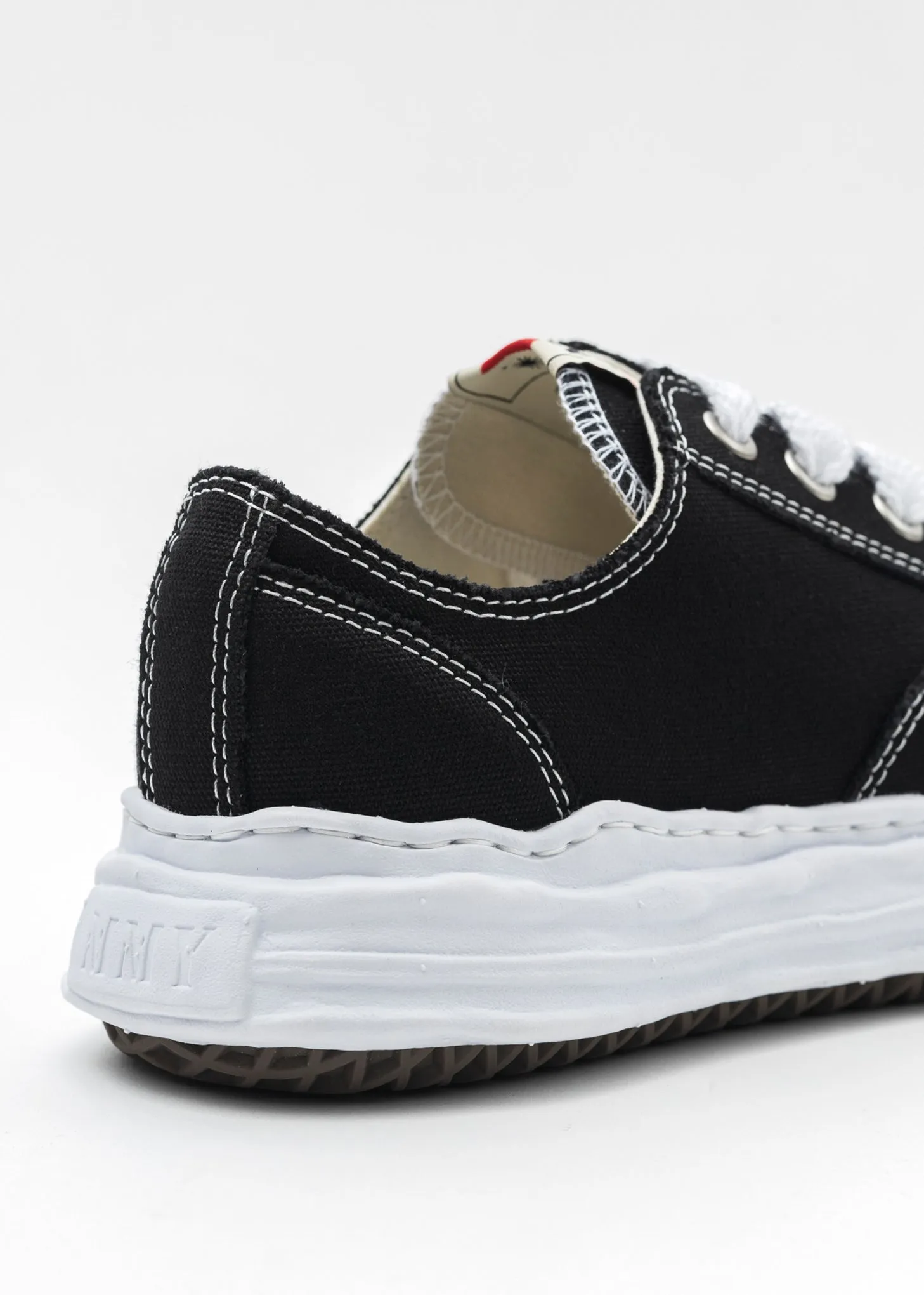 Black OG Sole Canvas Low-Top Sneaker (HANK LOW)