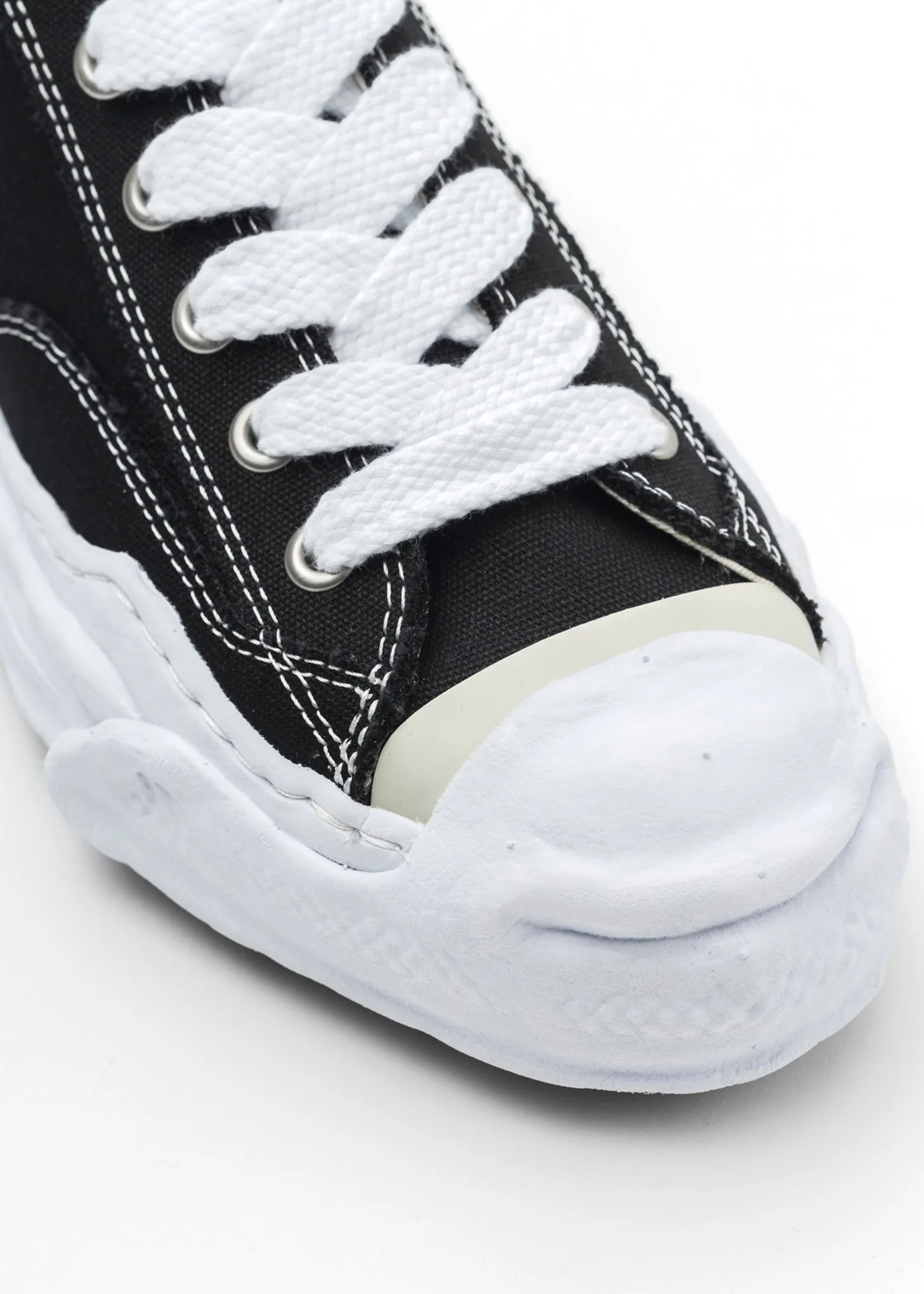 Black OG Sole Canvas Low-Top Sneaker (HANK LOW)