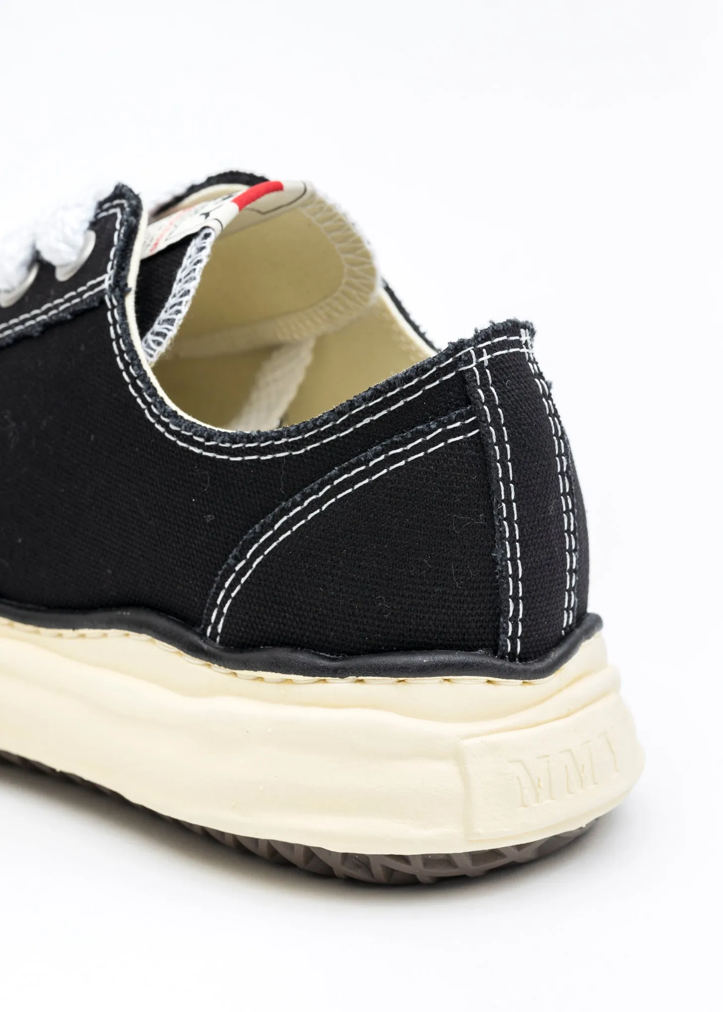 Black OG Sole Vintage Colour Canvas Low-Top Sneaker (PETERSON LOW)