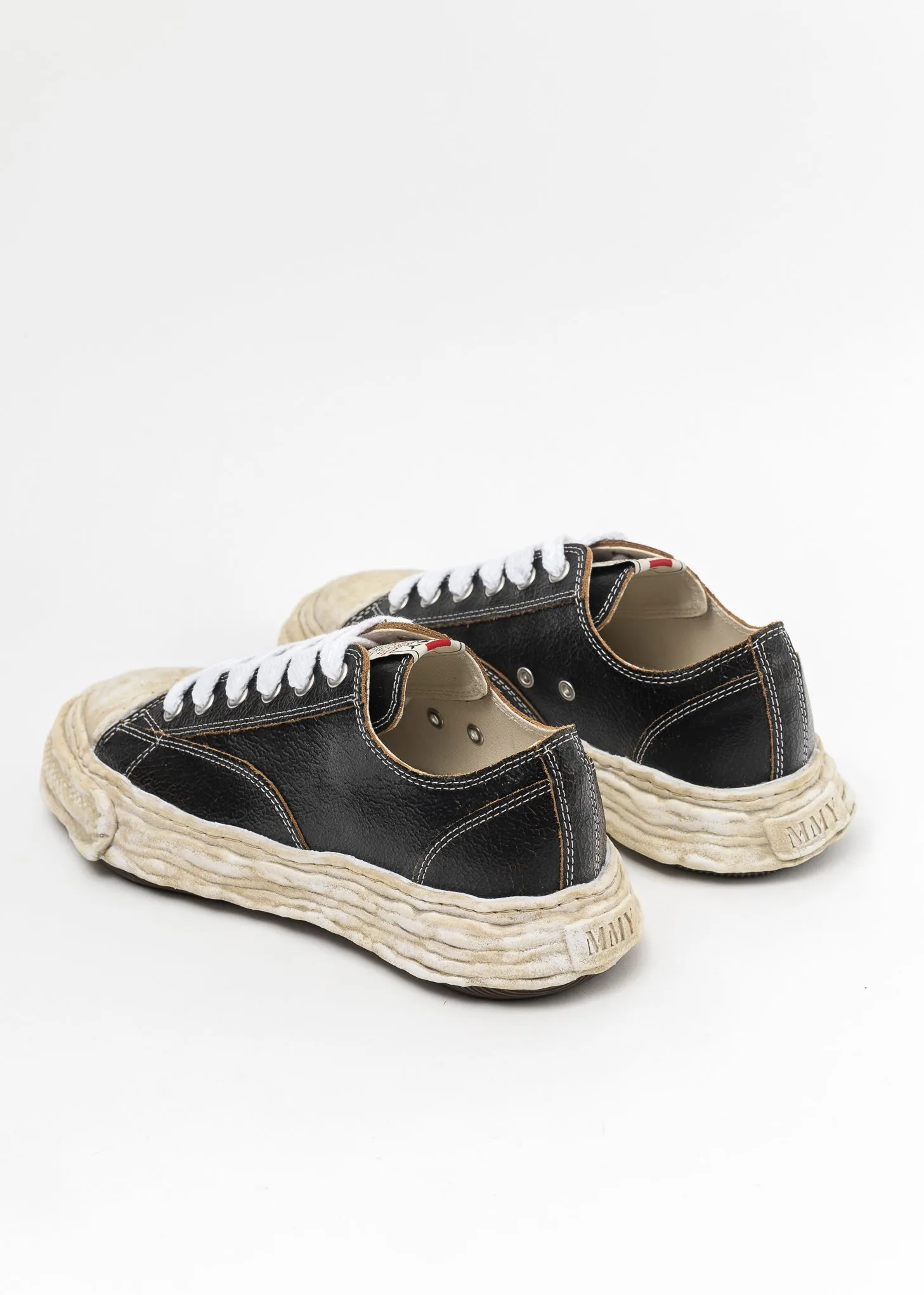 Black Original Sole Canvas Cracking Leather Lowcut Sneaker (PETERSON 23 LOW)