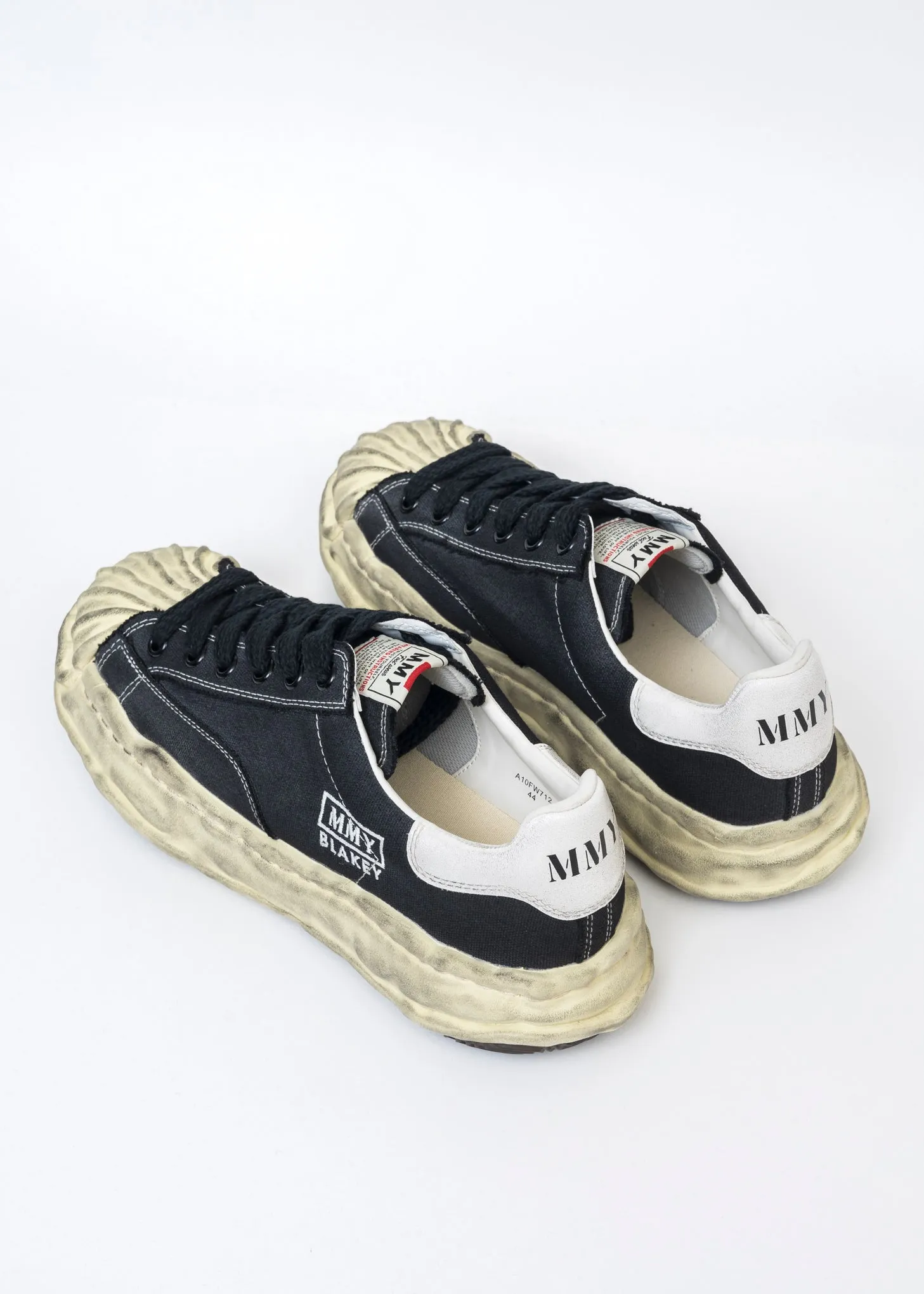 Black Original Sole Canvas Low-Top Sneaker (BLAKEY DIRTY)