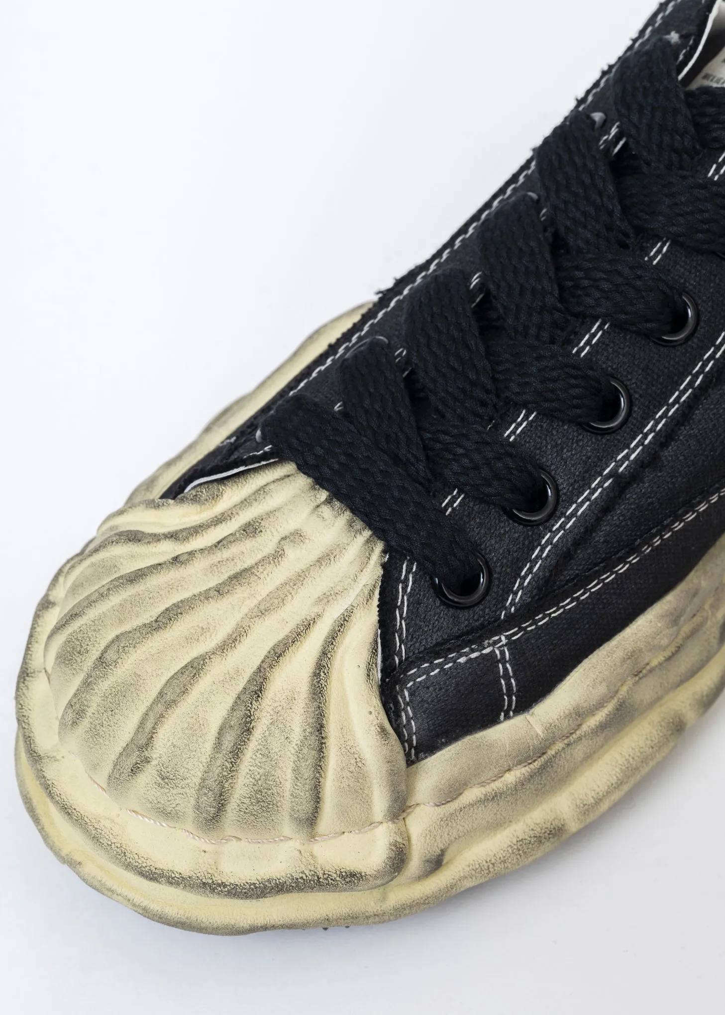 Black Original Sole Canvas Low-Top Sneaker (BLAKEY DIRTY)