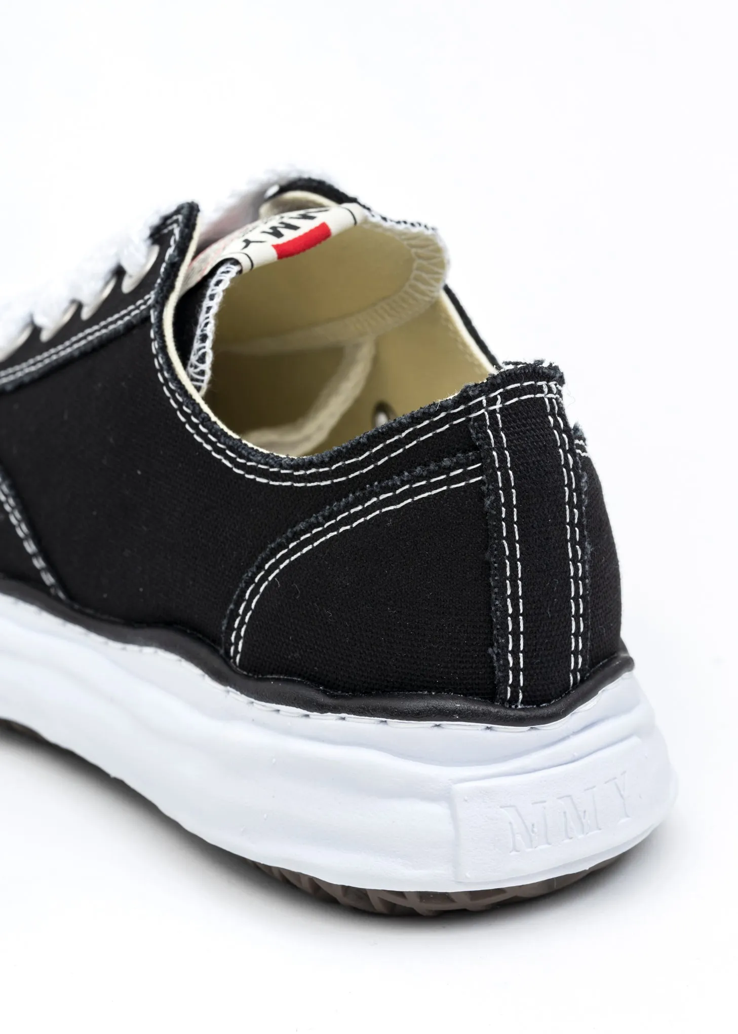 Black Original Sole Canvas Lowcut Sneaker (PETERSON LOW)