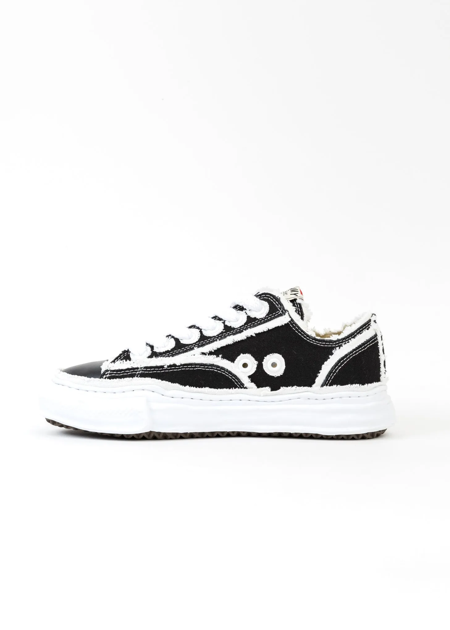 Black Original Sole Double-Layered Canvas Low-Top Sneaker (PETERSON LOW)