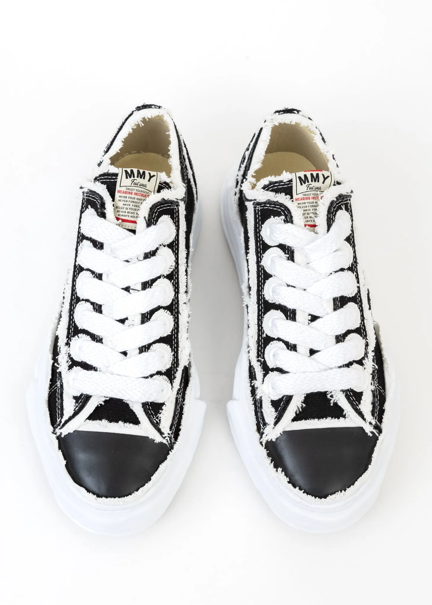 Black Original Sole Double-Layered Canvas Low-Top Sneaker (PETERSON LOW)