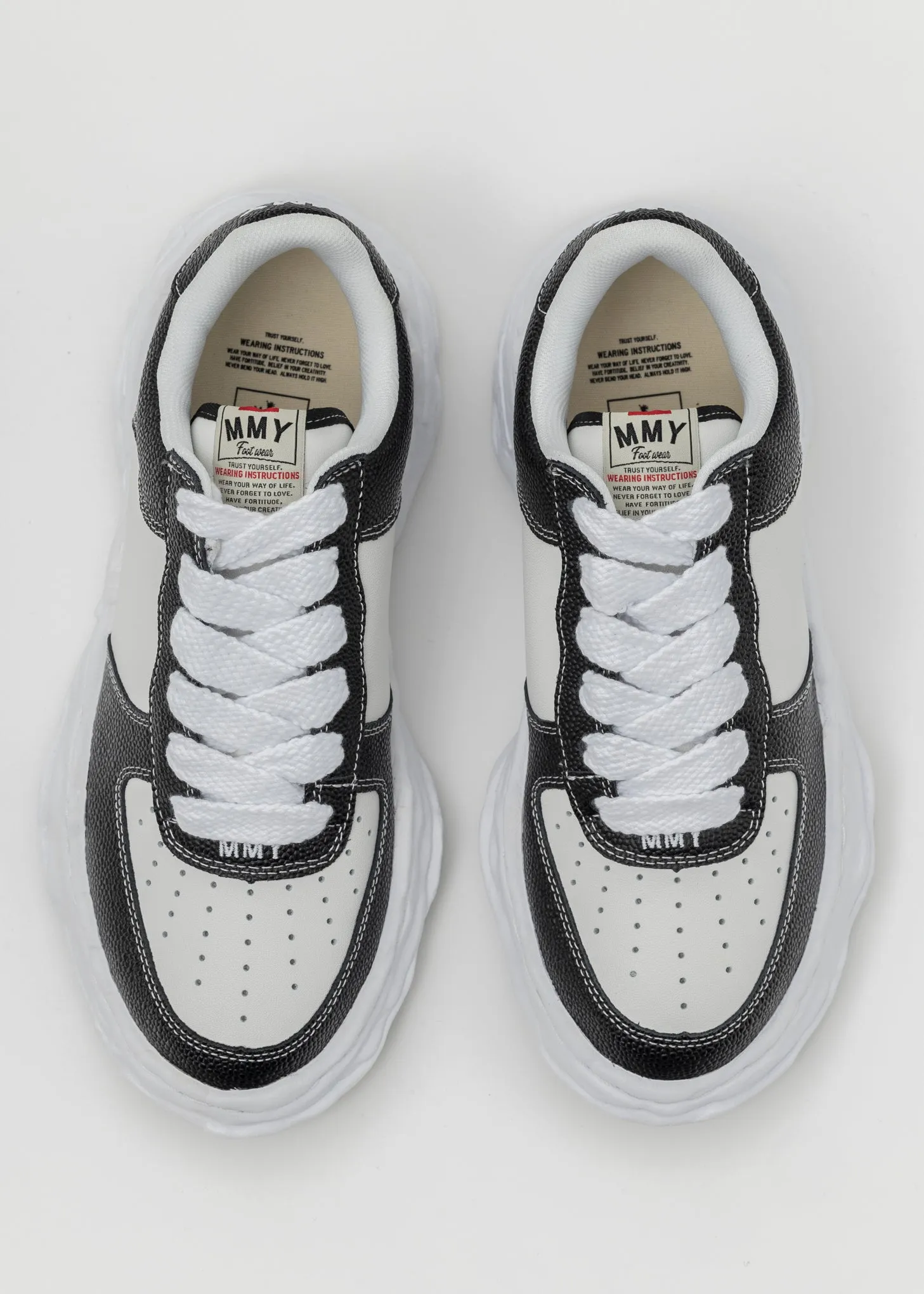 BLK/WHT OG Sole Bascket Leather Low-Top Sneaker (WAYNE LOW)