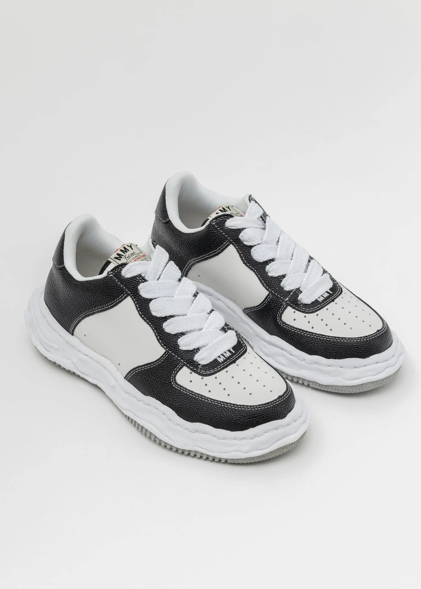 BLK/WHT OG Sole Bascket Leather Low-Top Sneaker (WAYNE LOW)