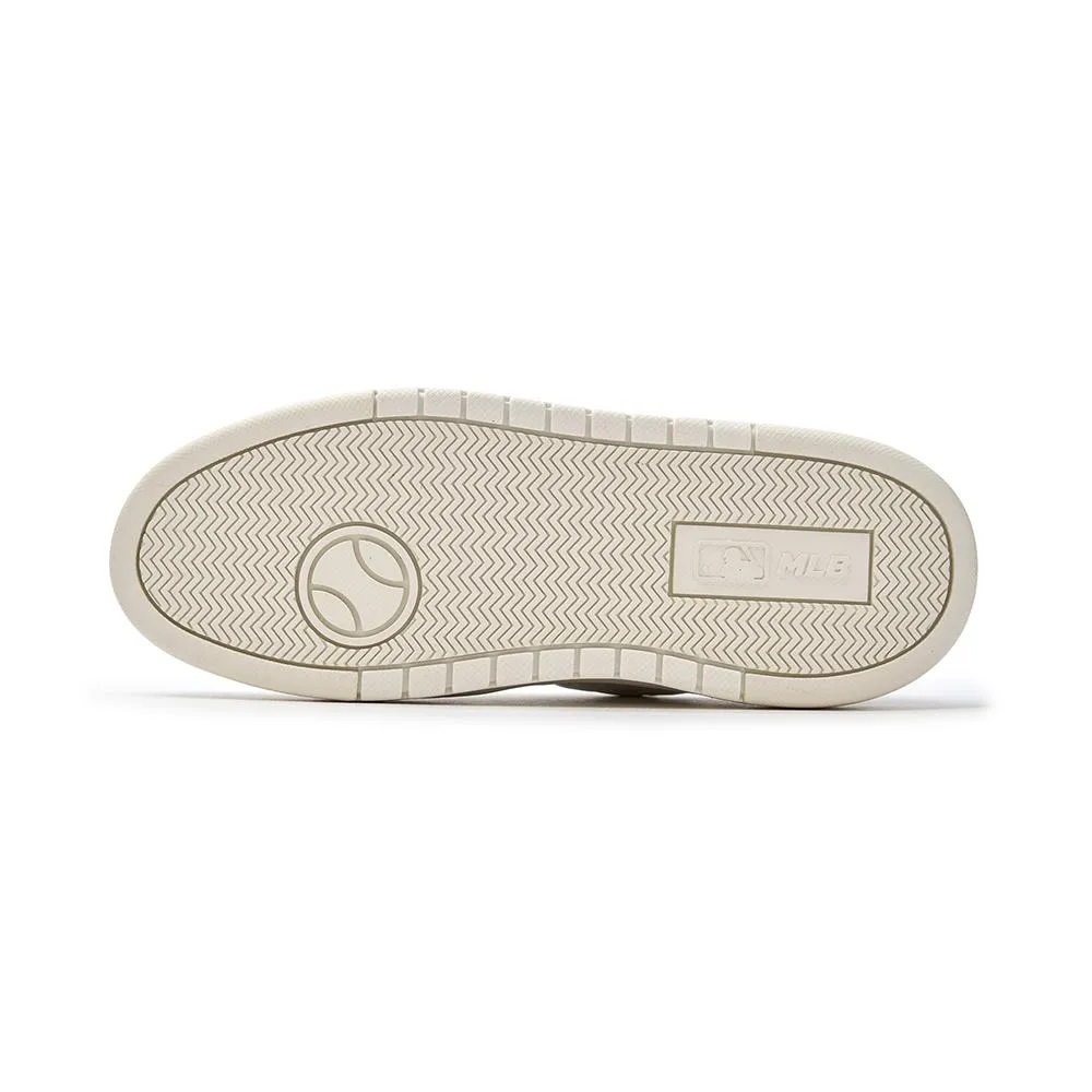 Chunky Liner Embo Monogram Coopers Town New York Yankees Sneakers