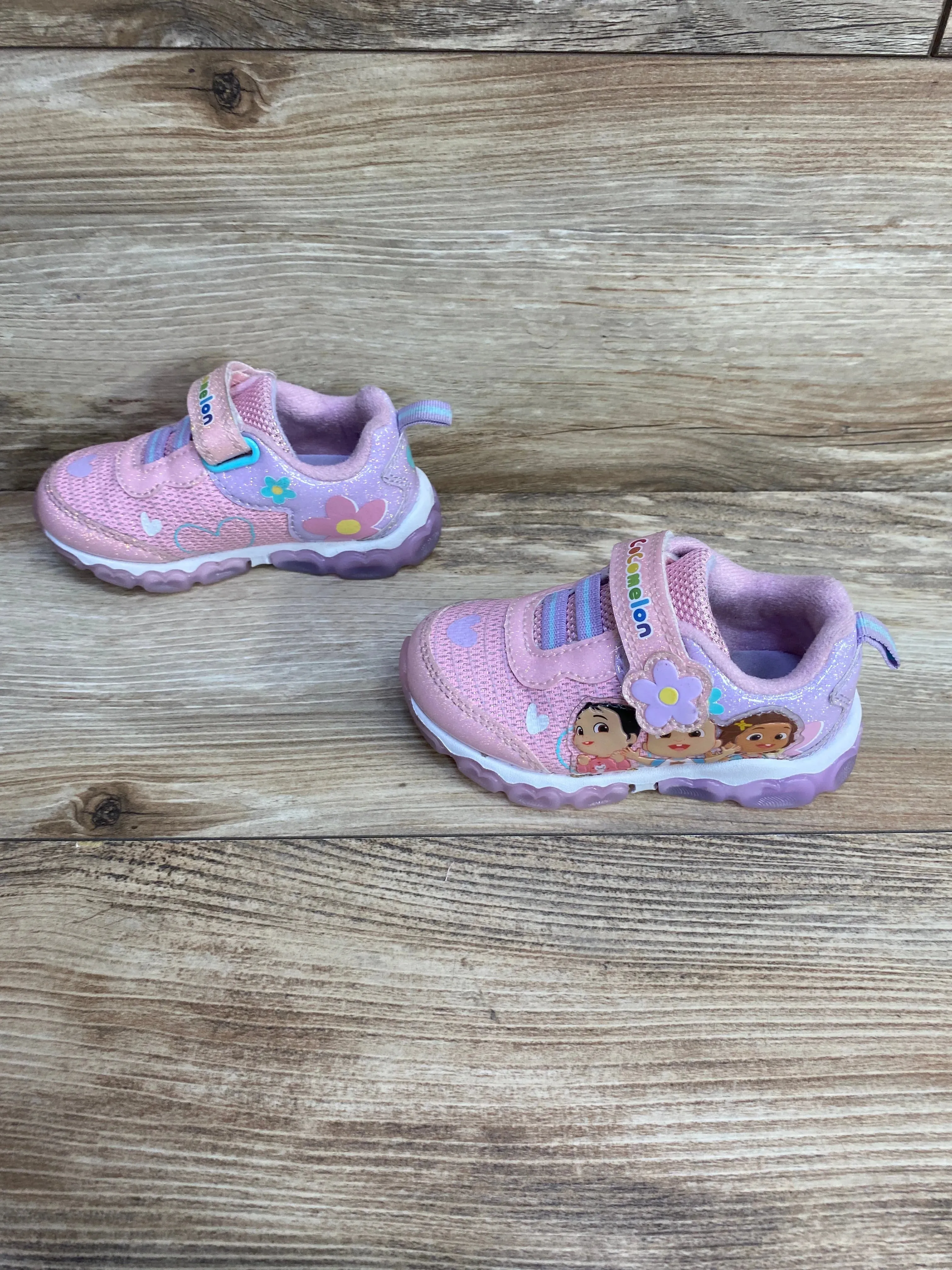 Cocomelon Girl's Lighted Athletic Sneakers Pink sz 6c