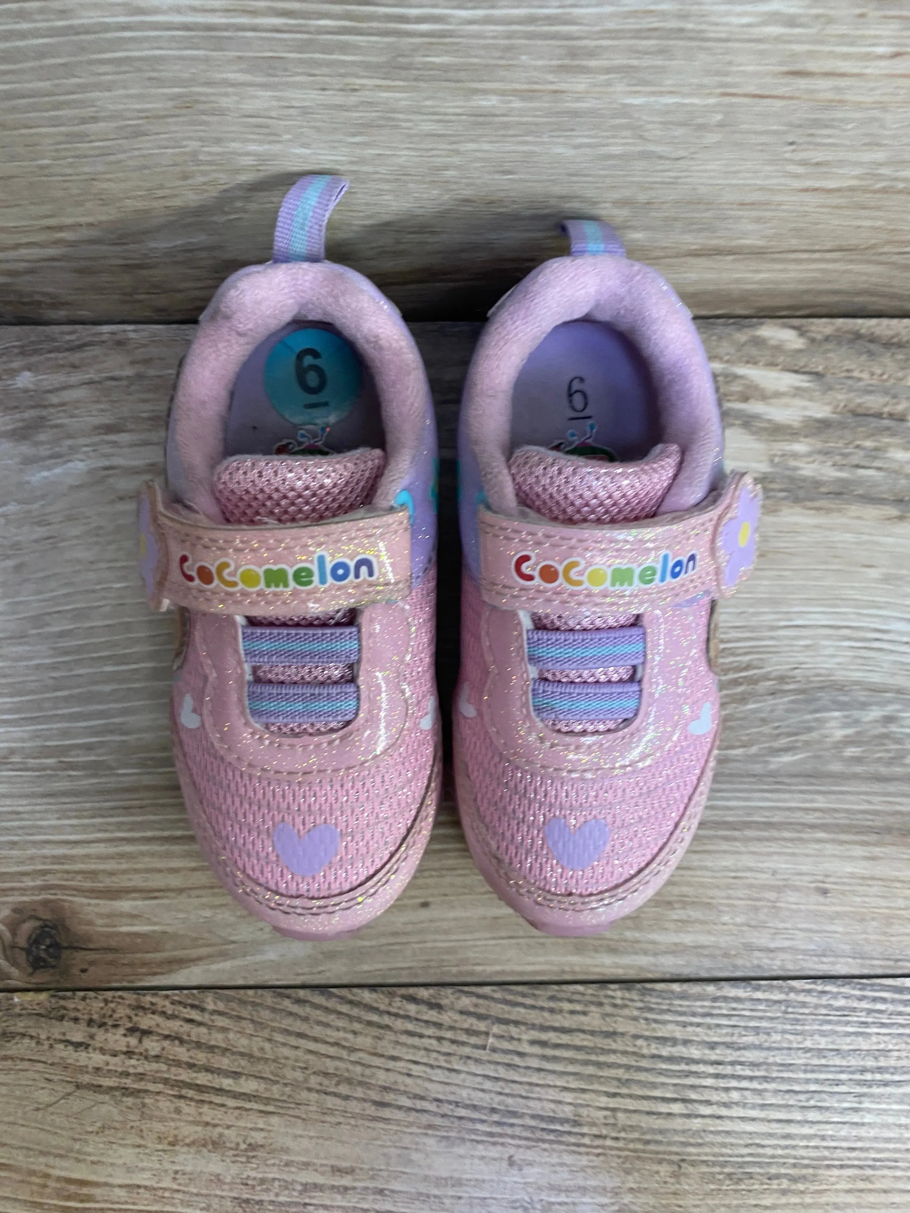 Cocomelon Girl's Lighted Athletic Sneakers Pink sz 6c