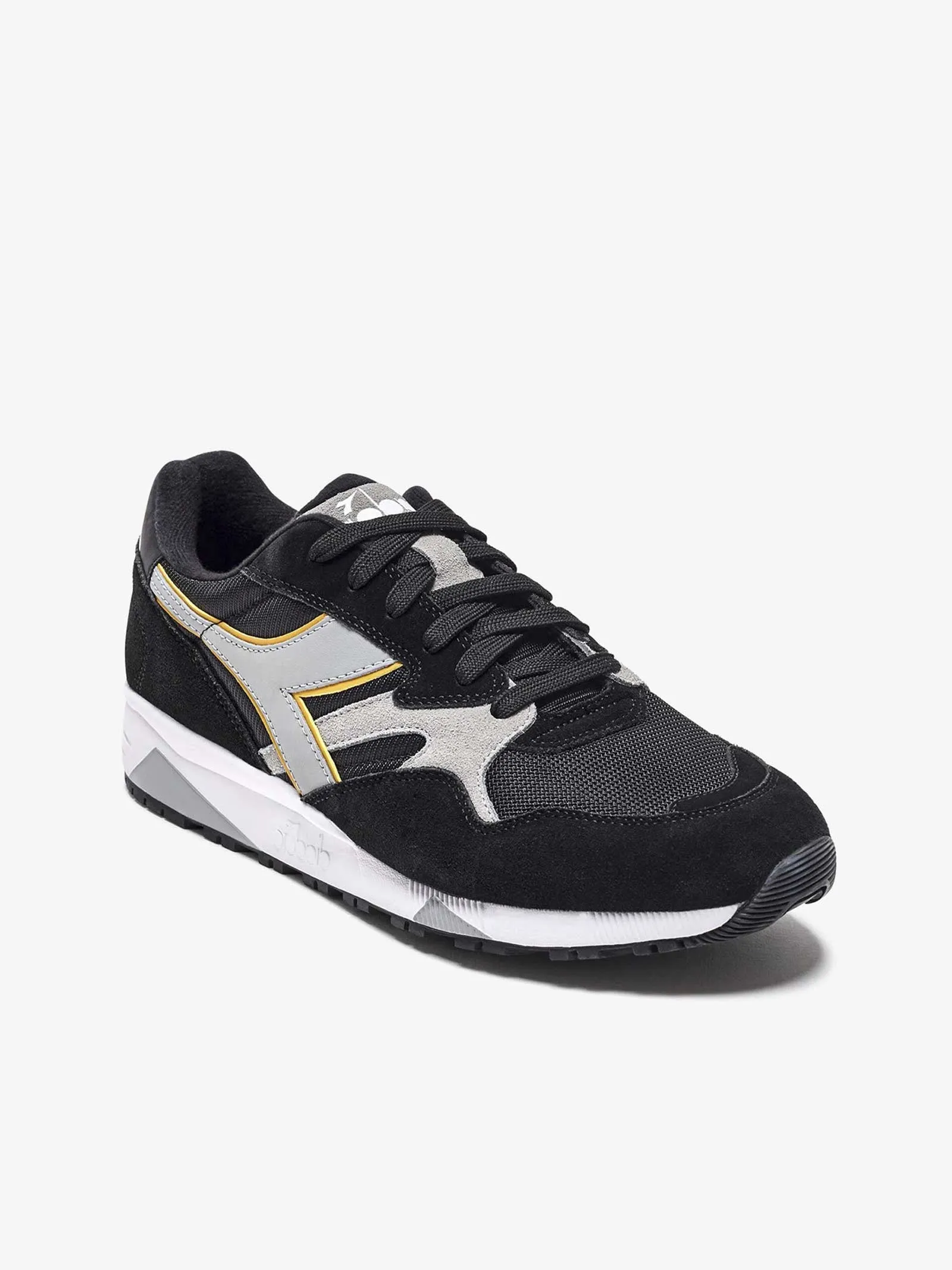 DIADORA N902 Low Top Sneakers Black/Black