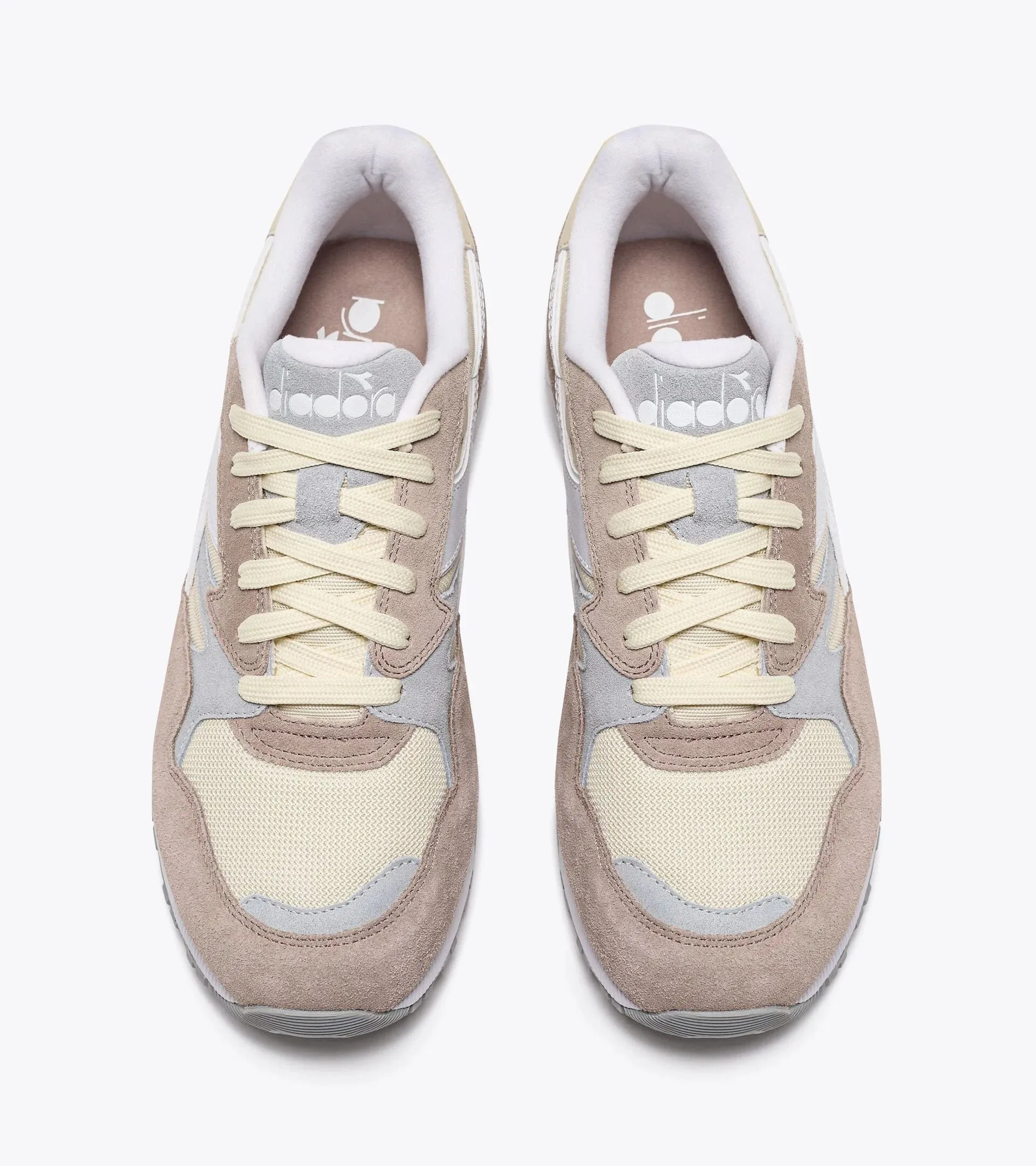 DIADORA N902 Low Top Sneakers Coffee Bean/Cloud Cream