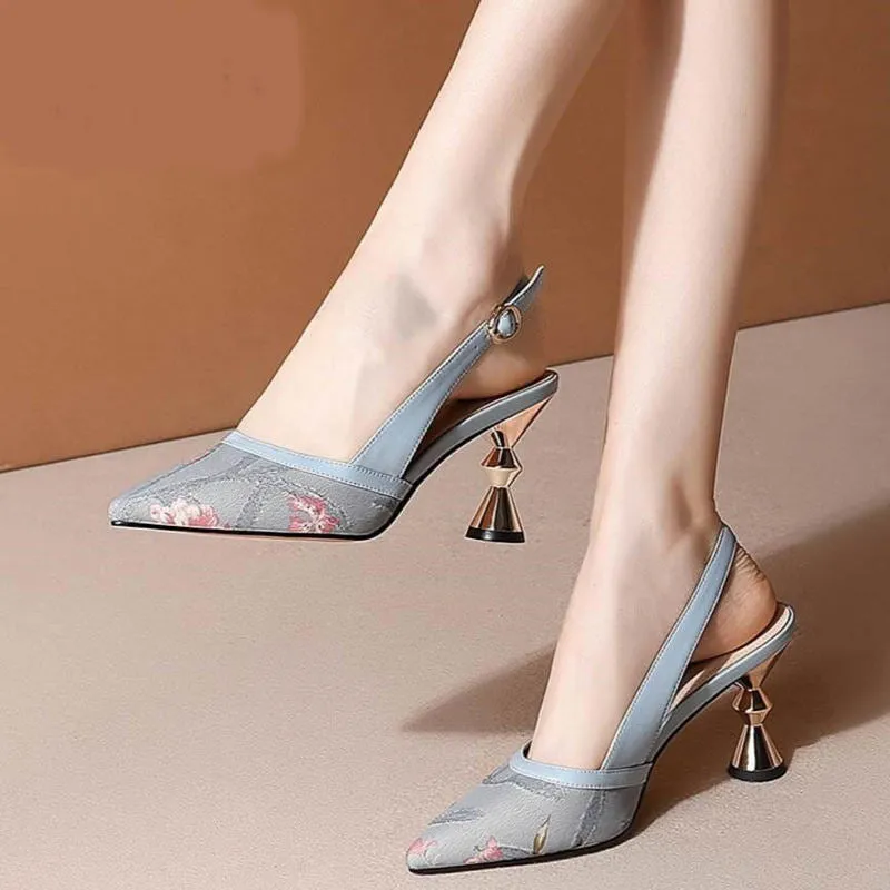 Embroidered Pumps Ladies Shoes