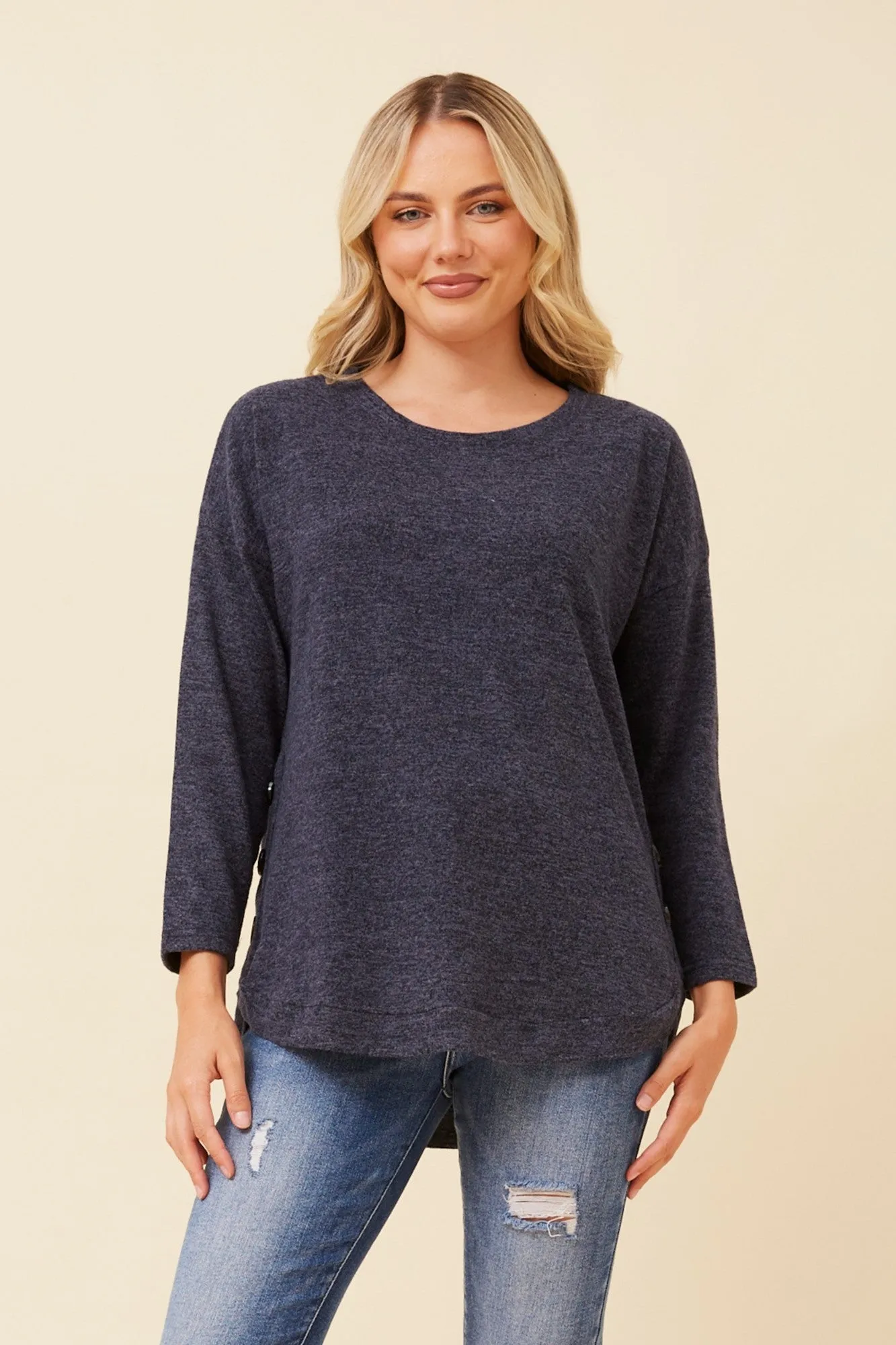 EVAN BUTTON DETAIL TOP