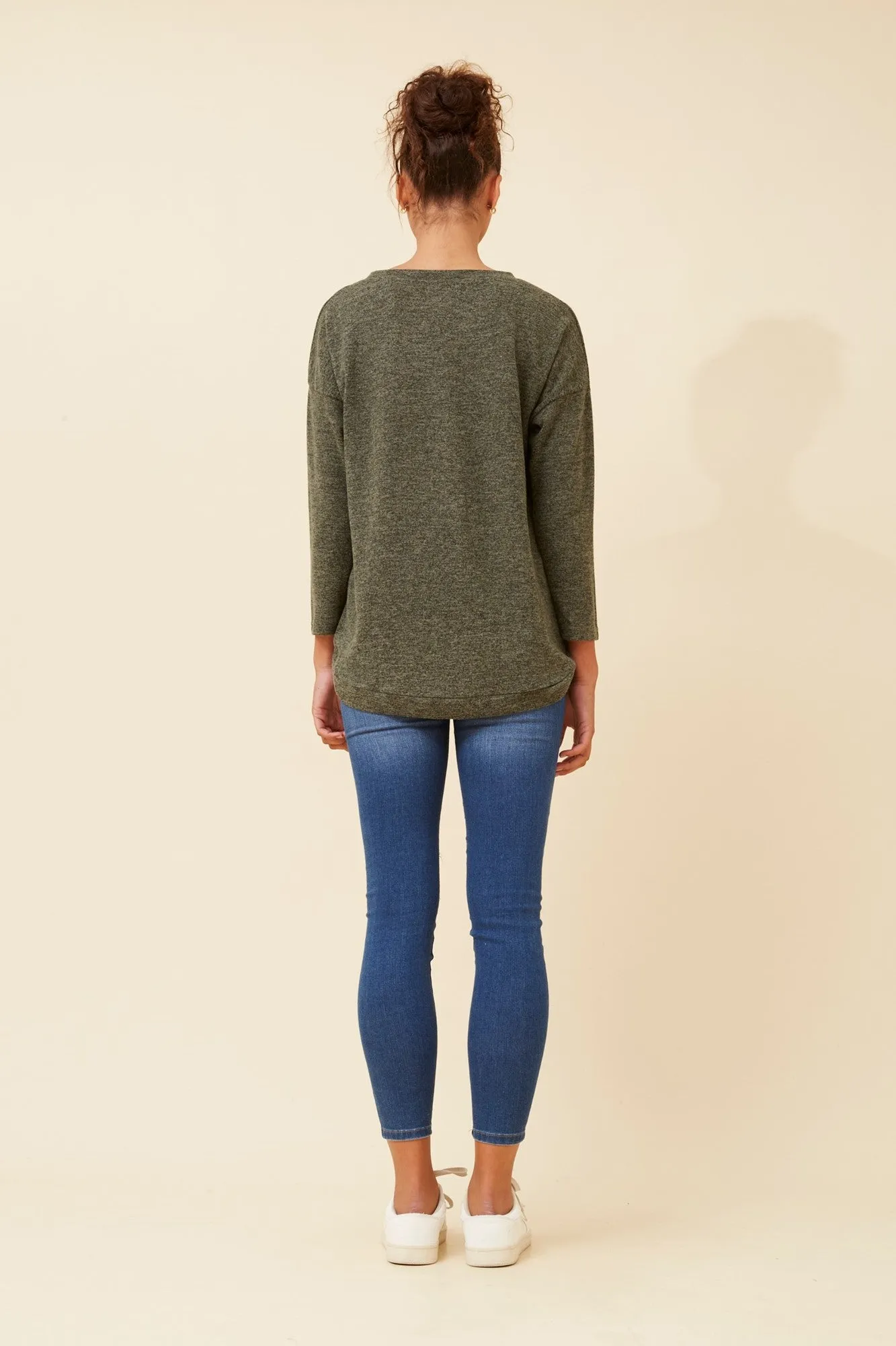 EVAN BUTTON DETAIL TOP