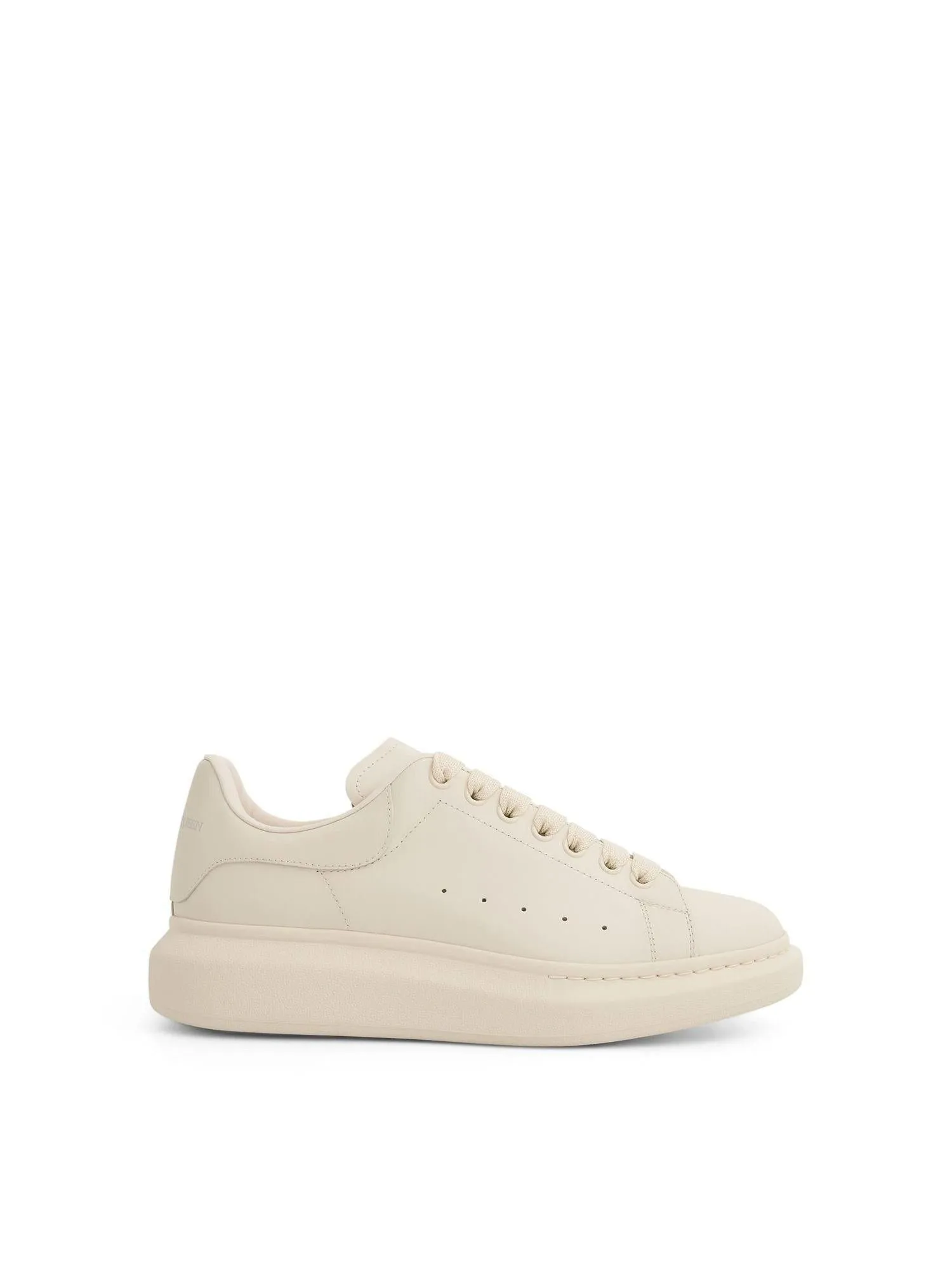 Larry Oversized Sneaker in Vanilla