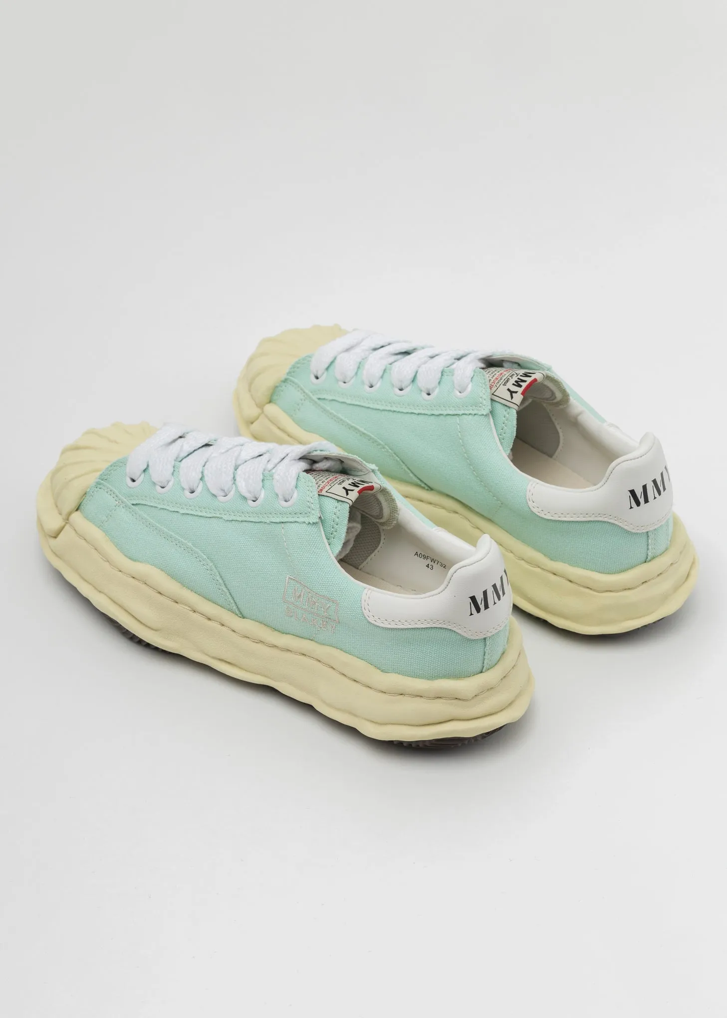 Light Blue OG Sole Vintage Colour Canvas Low-Top Sneaker (BLAKEY LOW)