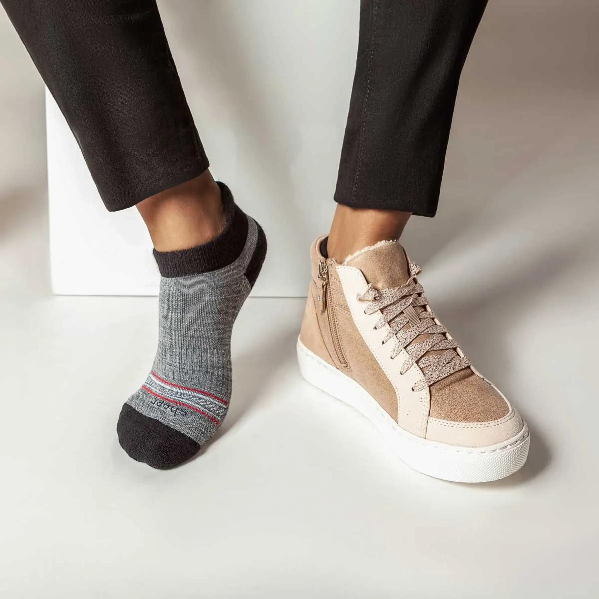 Merino Wool No Show Blister Tab | DARK GRAY 4 Pairs