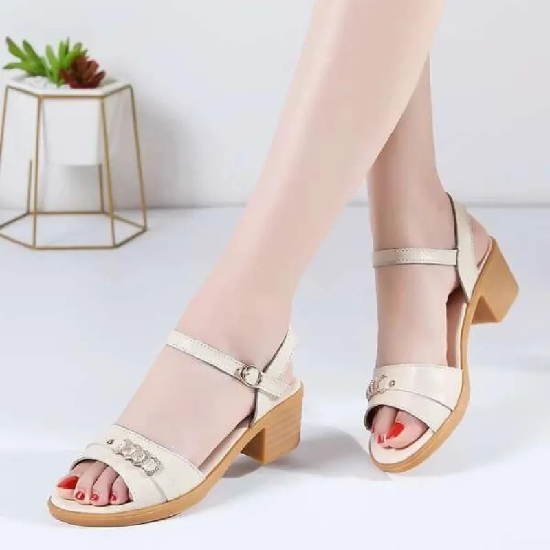 Mid Heel Flat Casual Sandals