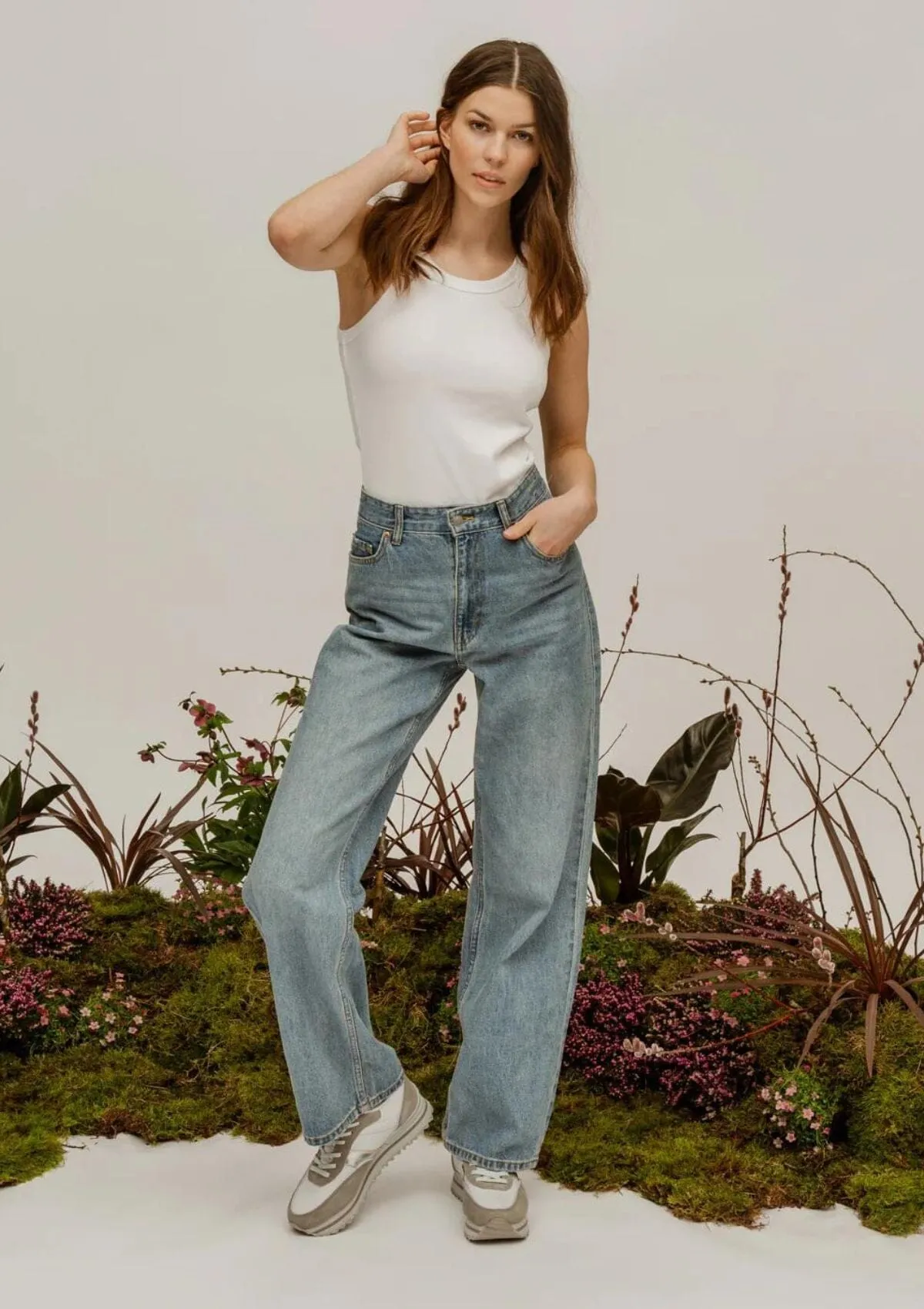 Nellie II Metallic Plateau | Sea Fog Grey | Woden