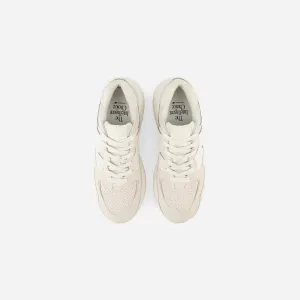 New Balance 57/40 Shoes 'Beige White'
