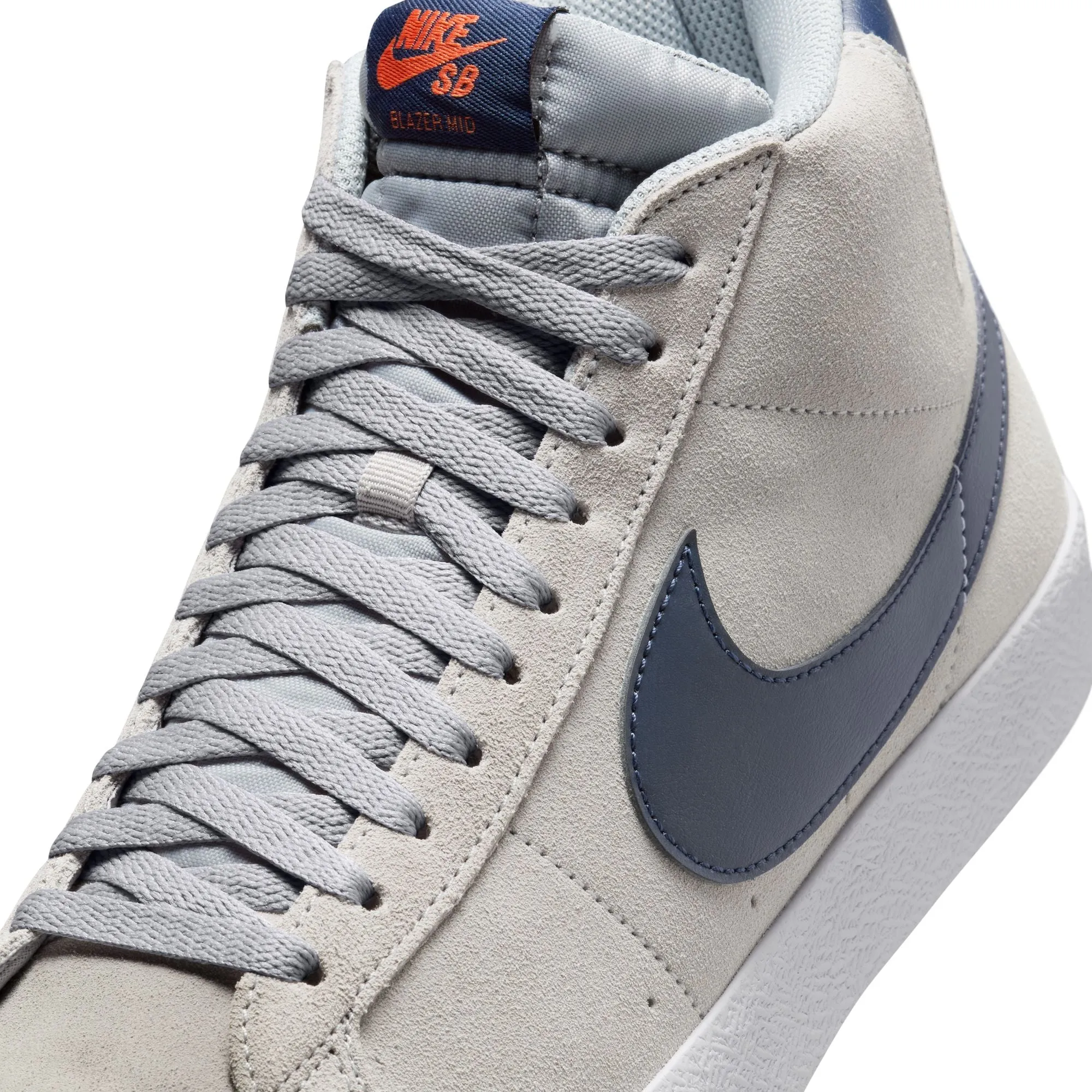 Nike SB Zoom Blazer Mid WOLF GREY/MIDNIGHT NAVY-COSMIC CLAY