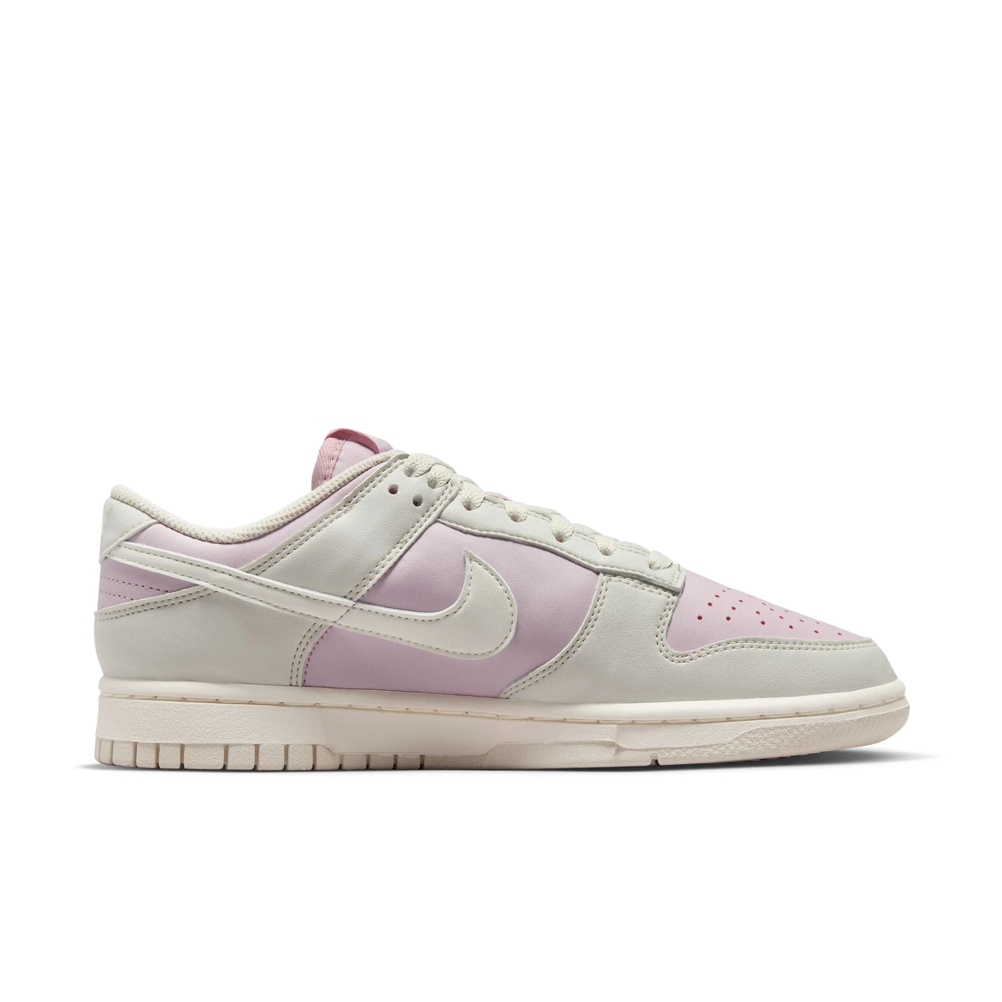 Nike - W Dunk Low Next Nature ~ Platinum Violet
