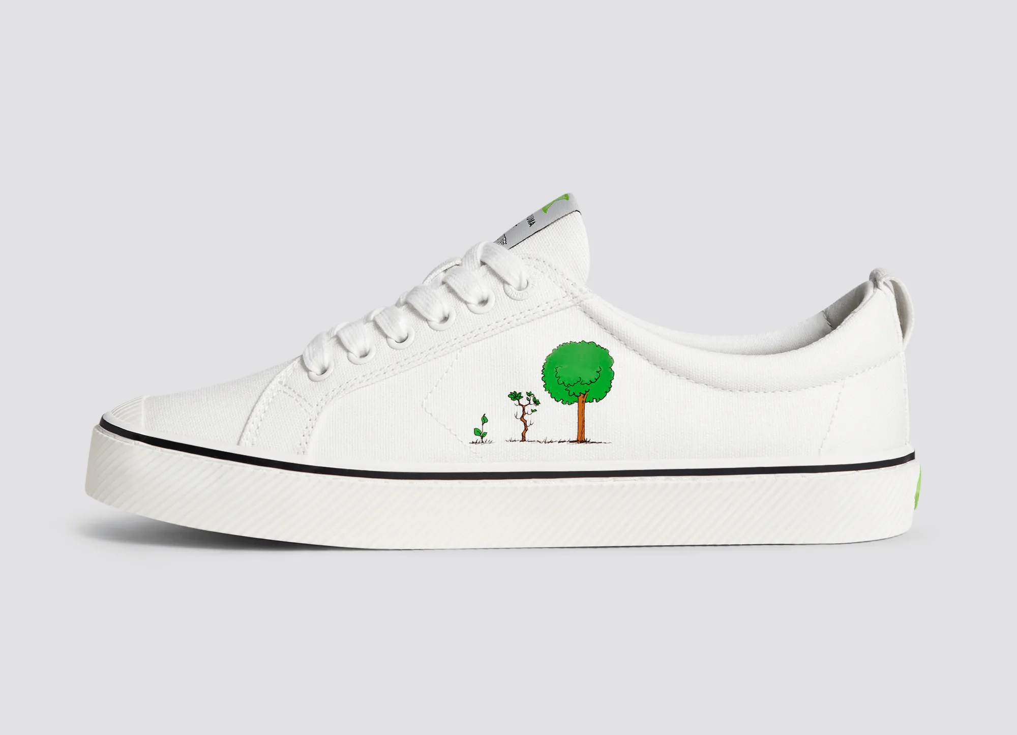 PEANUTS OCA Low Earth Day Off-White Canvas Sneaker Women