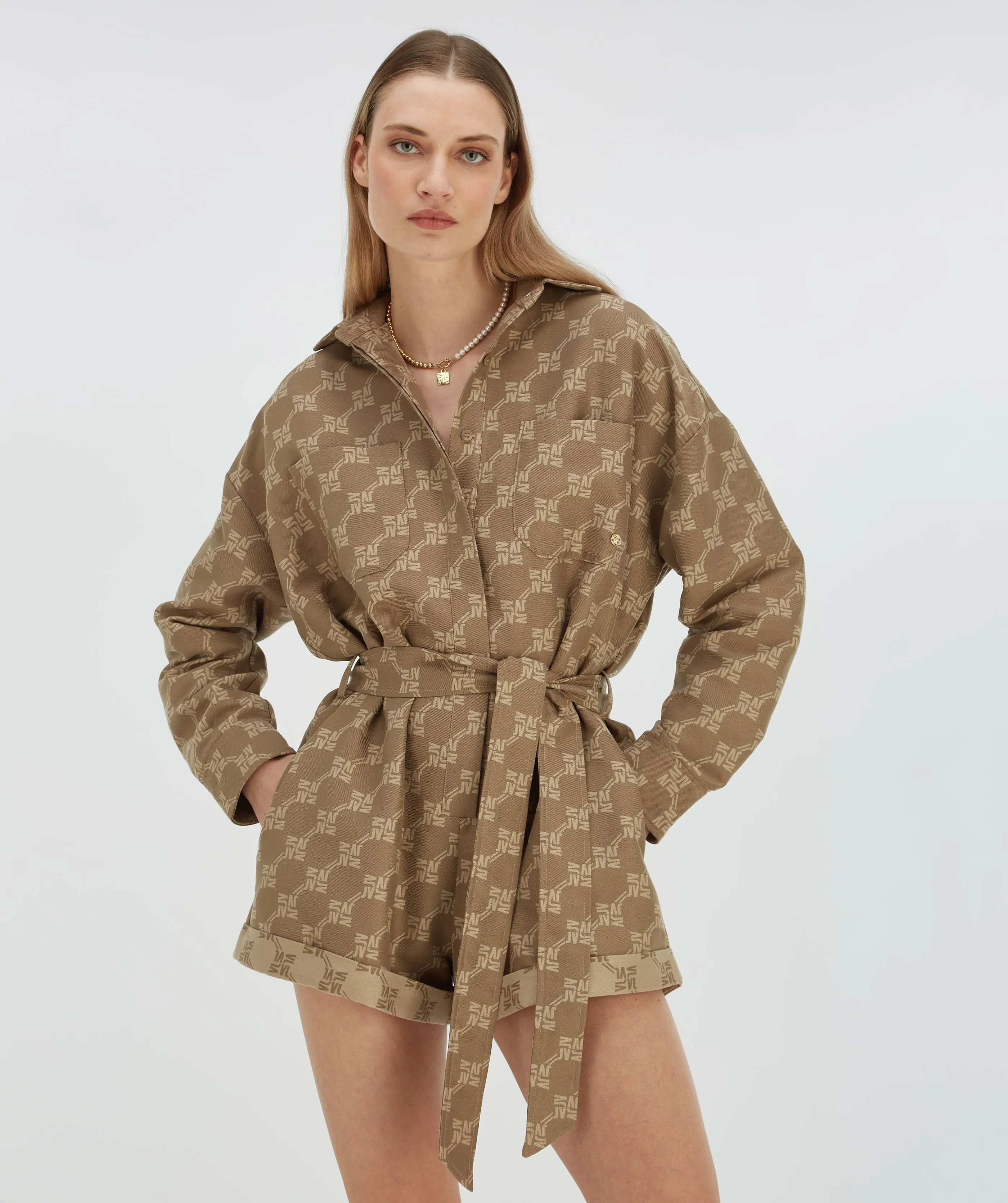 PIEN playsuit with logo print - mink