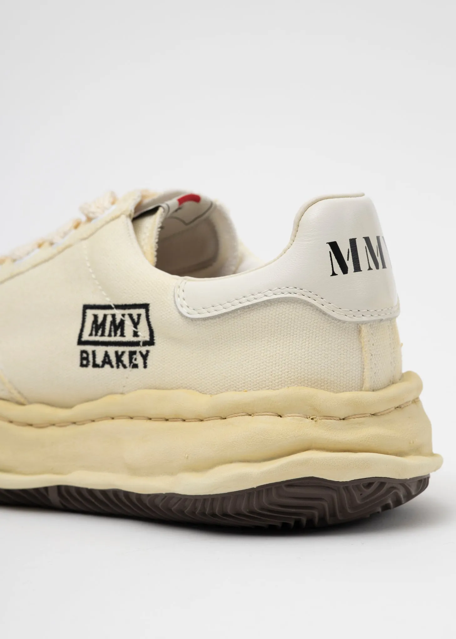White OG Canvas Low-Top Sneaker (BLAKEY LOW)