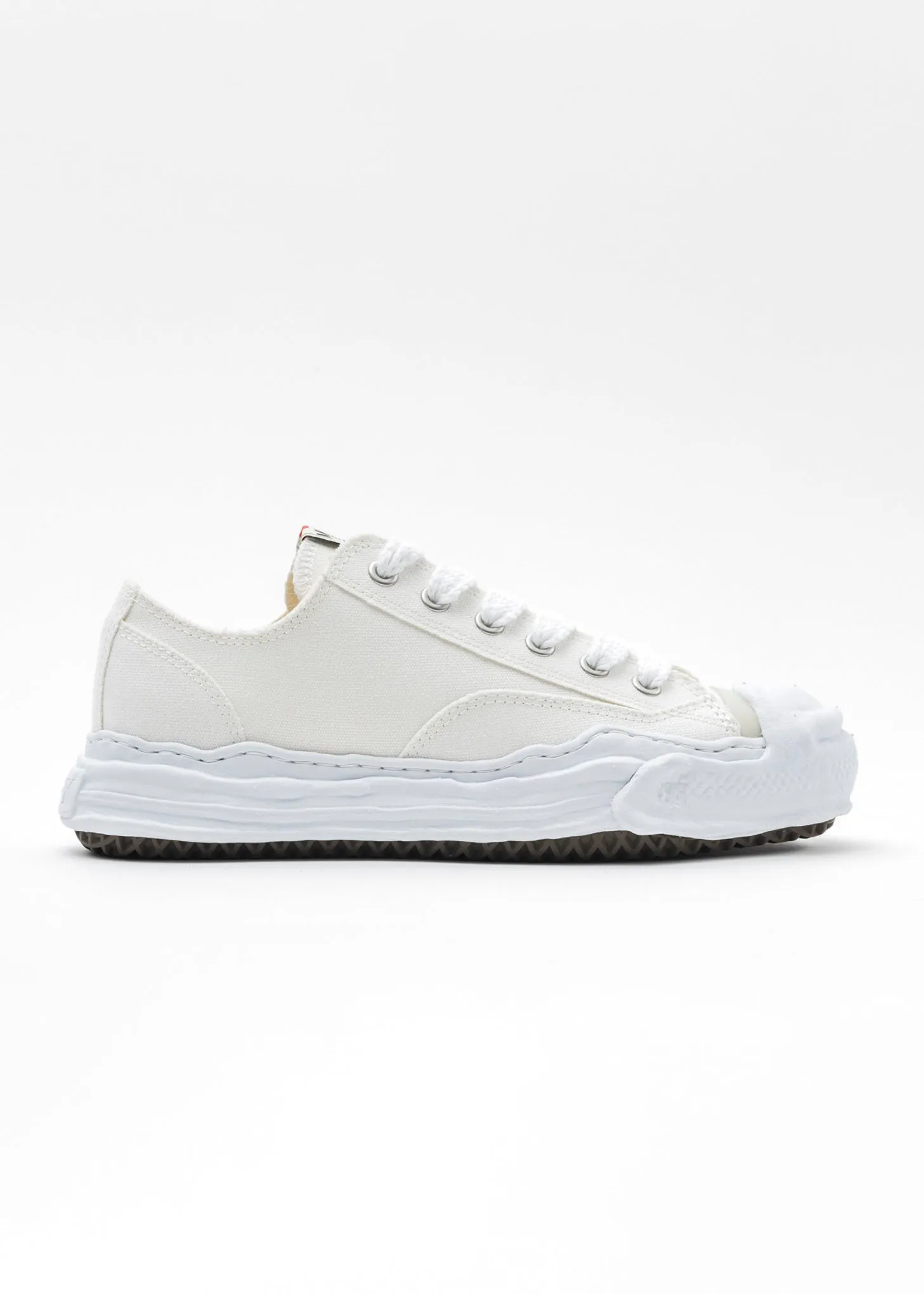 White OG Sole Canvas Low-Top Sneaker (HANK LOW)