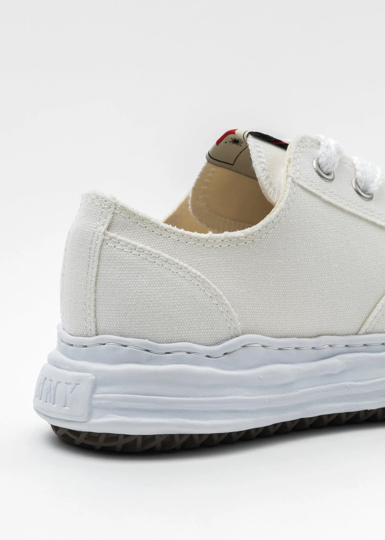 White OG Sole Canvas Low-Top Sneaker (HANK LOW)