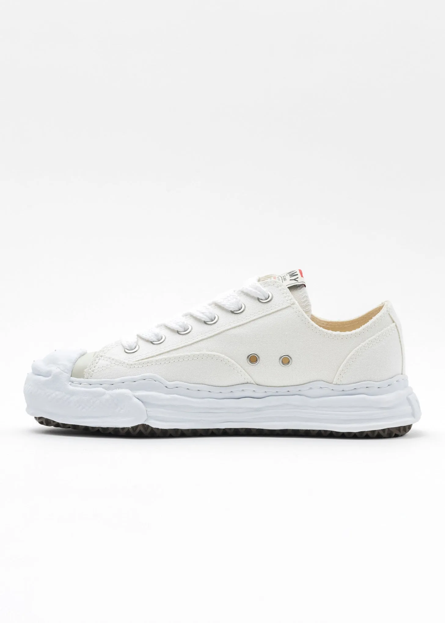White OG Sole Canvas Low-Top Sneaker (HANK LOW)