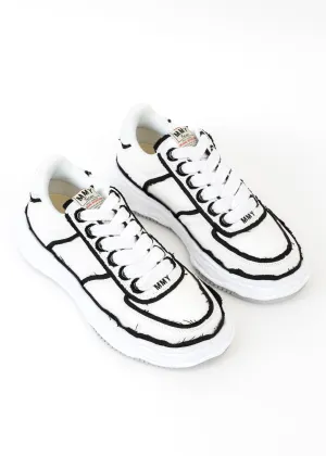 White OG Sole Overhanging Canvas Low-Top Sneaker (WAYNE LOW)