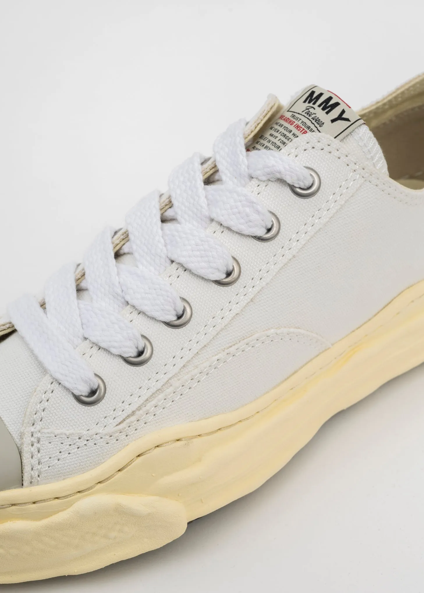 White OG Sole Vintage Colour Canvas Low-Top Sneaker (HANK LOW)