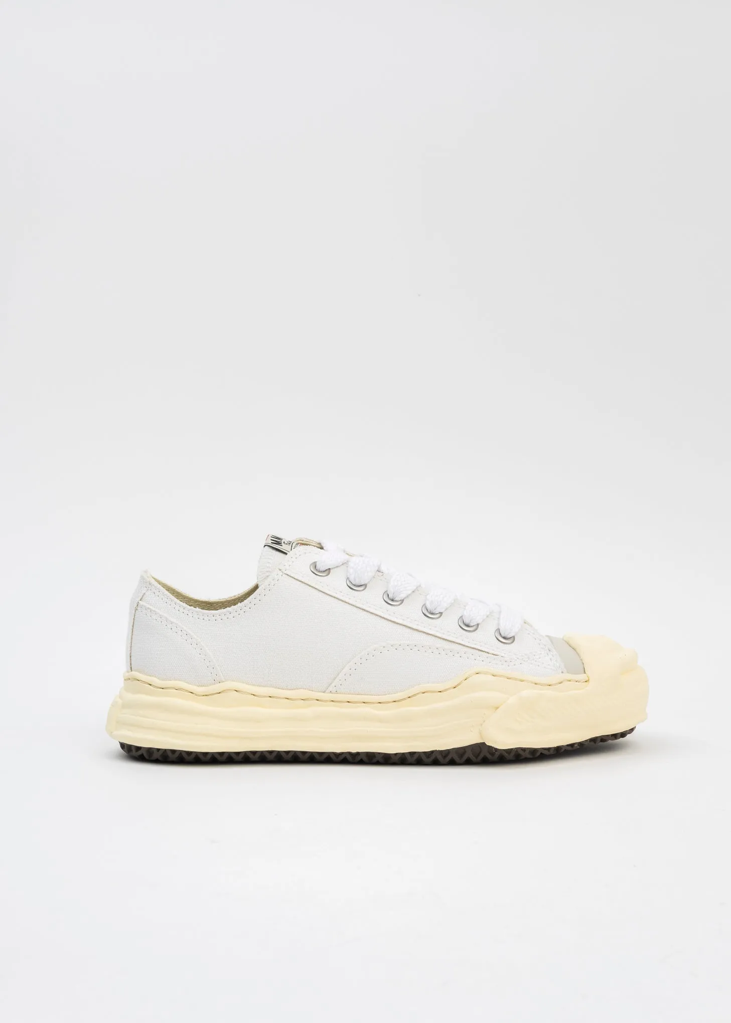 White OG Sole Vintage Colour Canvas Low-Top Sneaker (HANK LOW)