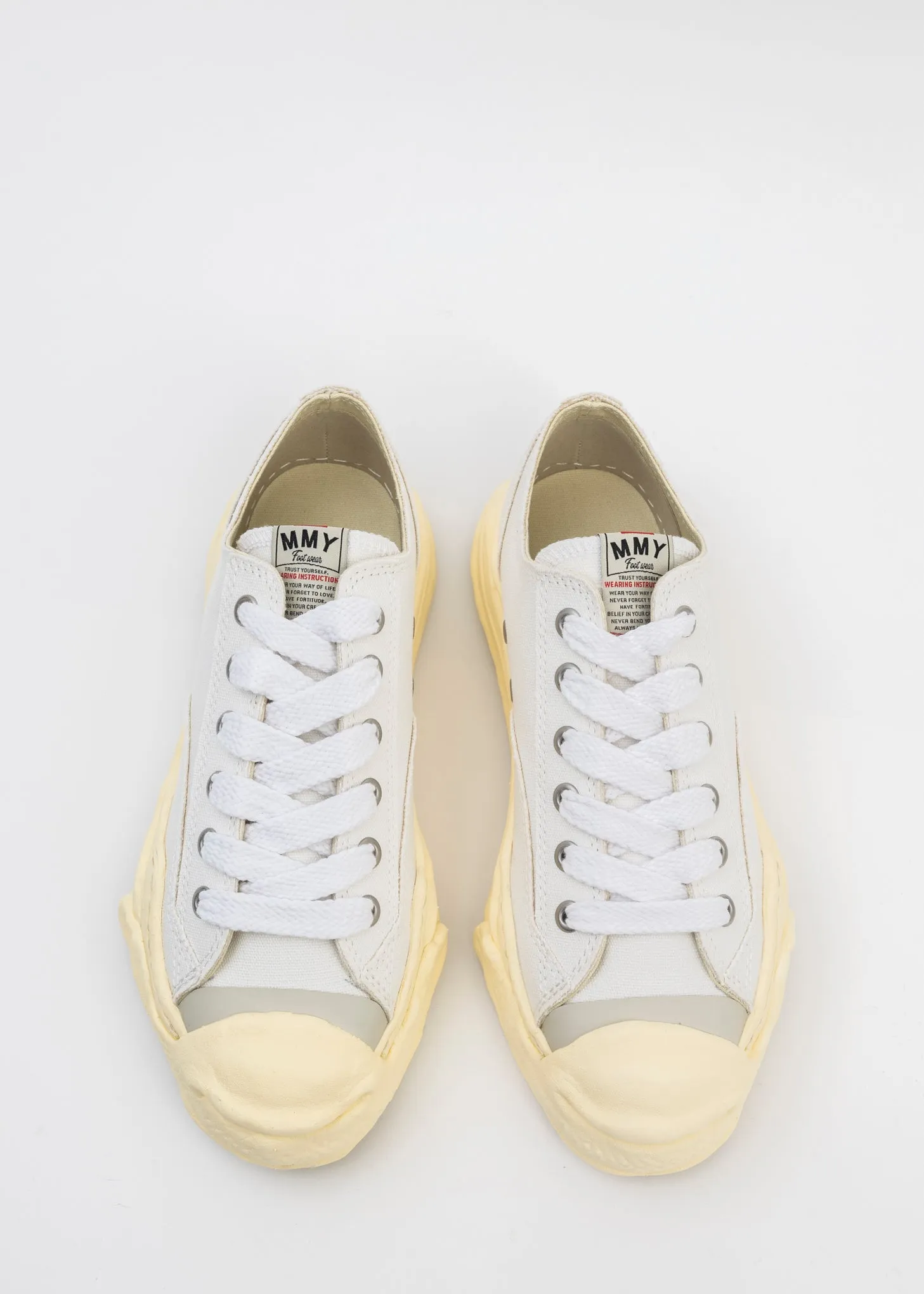 White OG Sole Vintage Colour Canvas Low-Top Sneaker (HANK LOW)