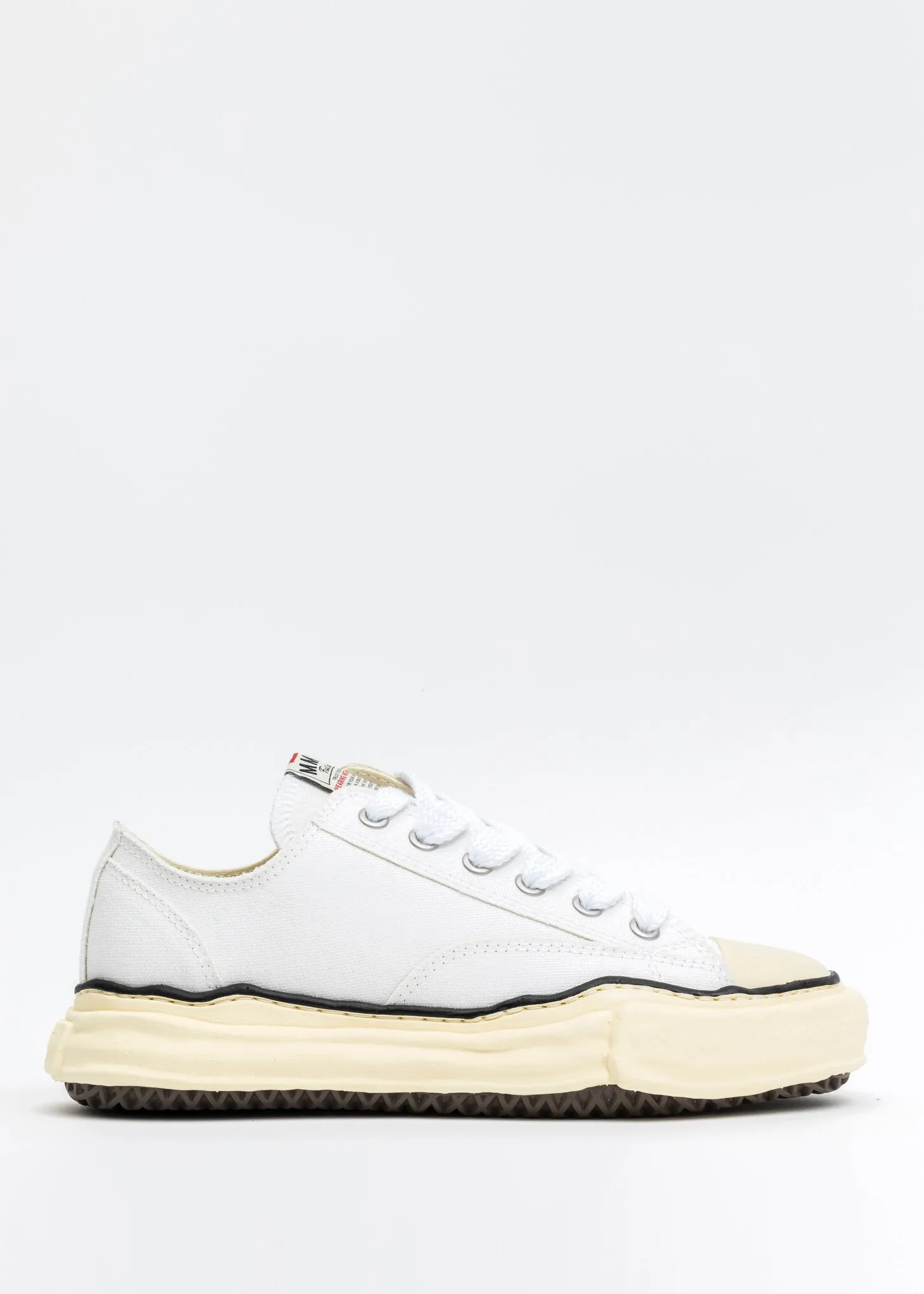 White OG Sole Vintage Colour Canvas Low-Top Sneaker (PETERSON LOW)