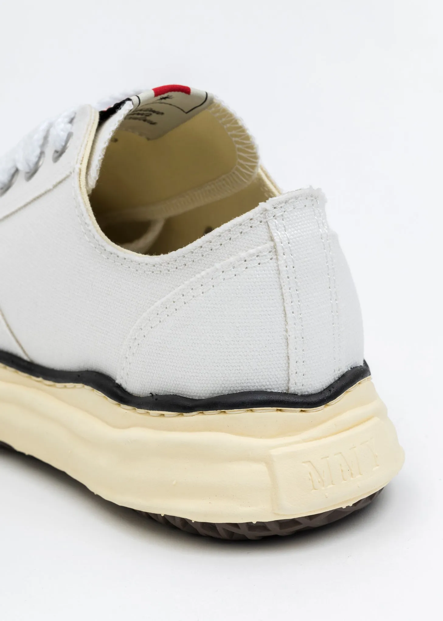 White OG Sole Vintage Colour Canvas Low-Top Sneaker (PETERSON LOW)