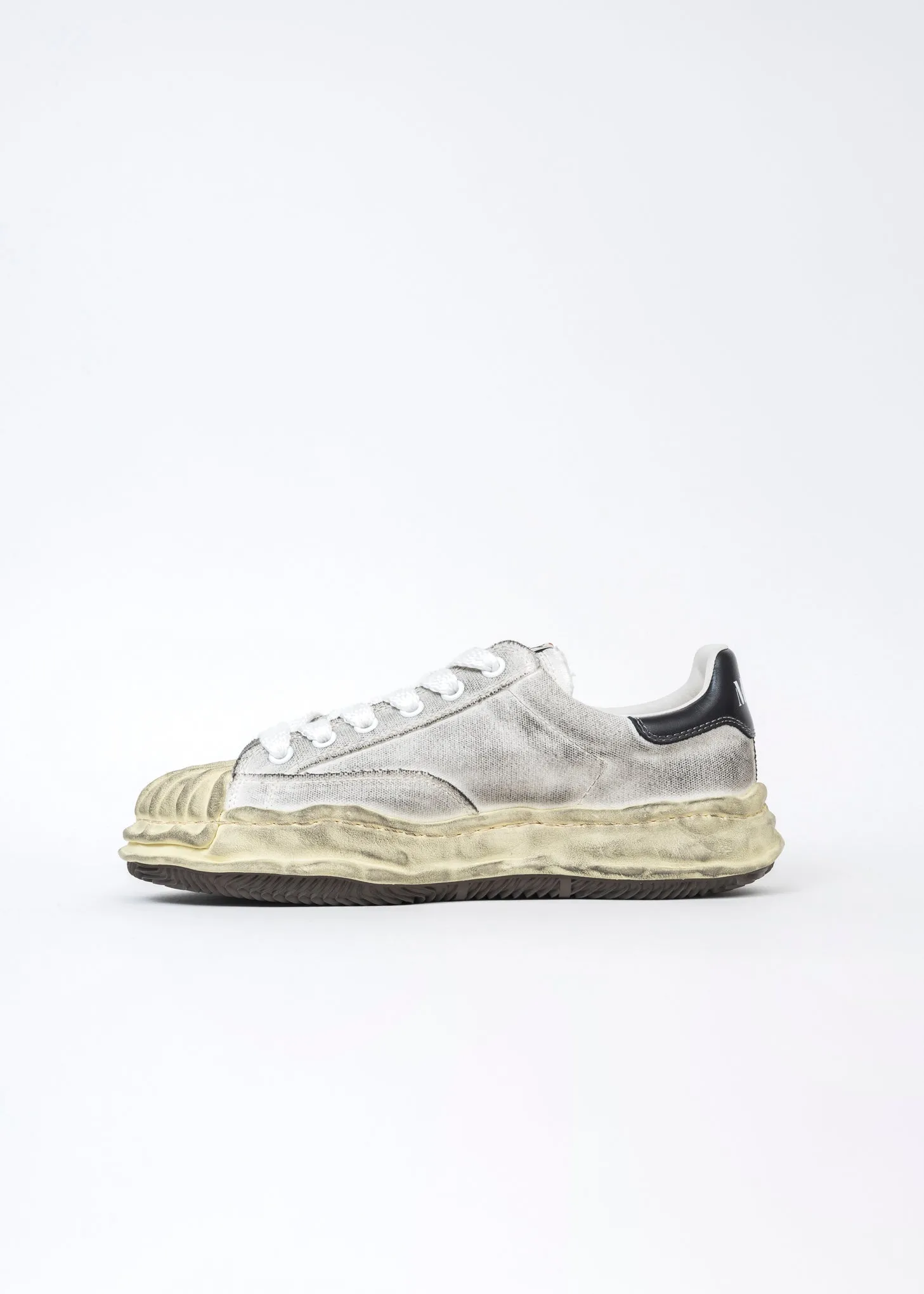 White Original Sole Canvas Low-Top Sneaker (BLAKEY DIRTY)