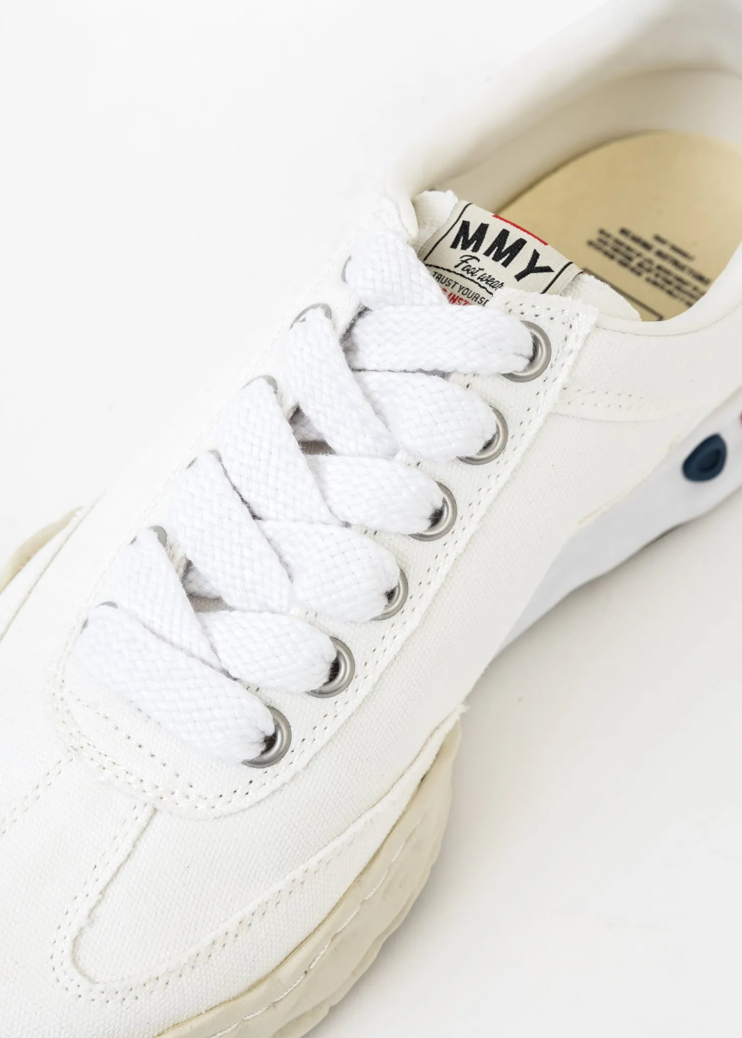 White Original Sole Canvas Low-Top Sneaker (HARBIE LOW)