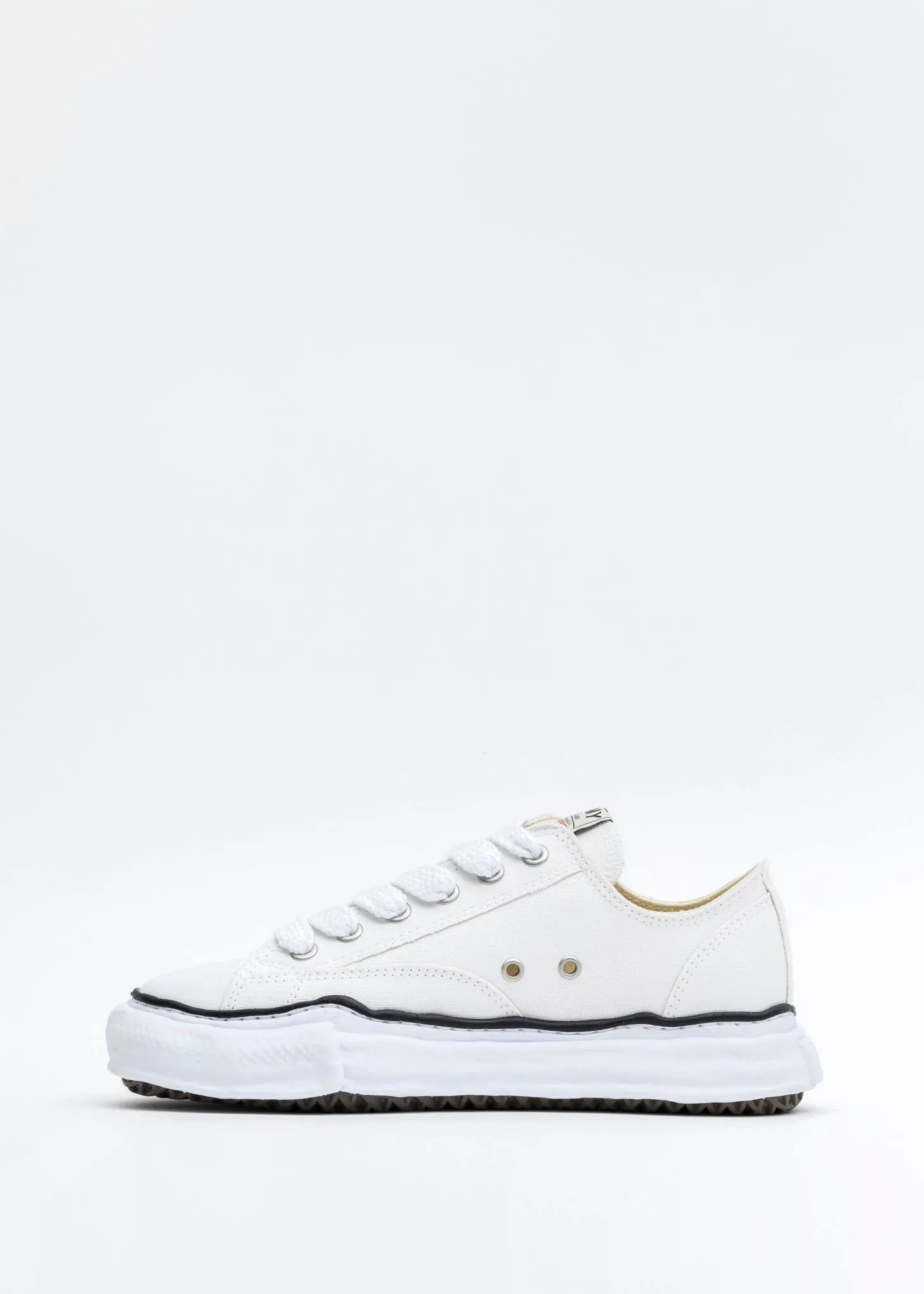White Original Sole Canvas Lowcut Sneaker (PETERSON LOW)