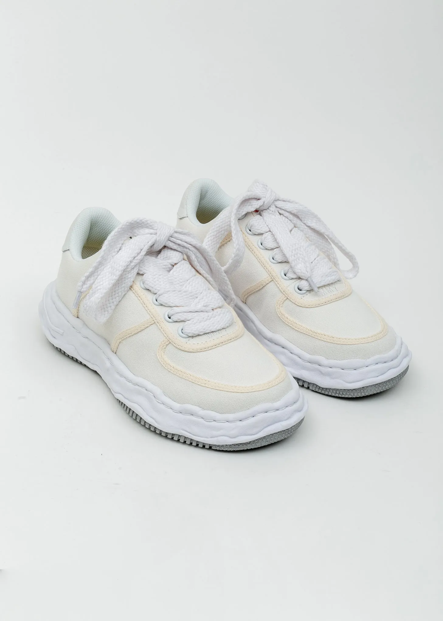 White Original Sole Canvas Sneaker (WAYNE LOW)