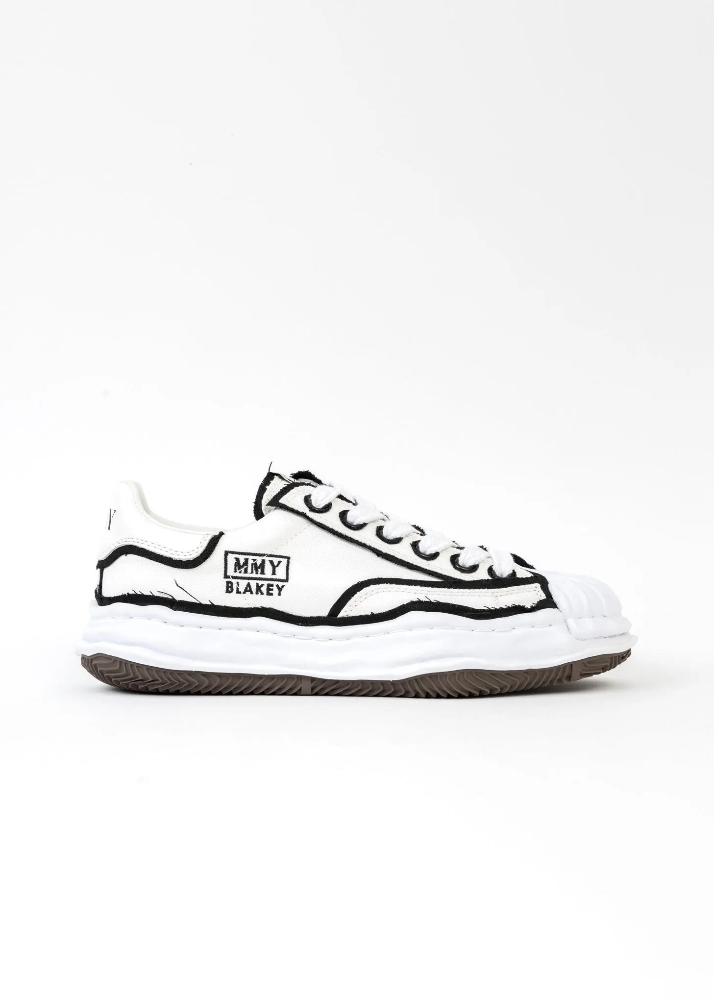 White Original Sole Double-Layered Canvas Low-Top Sneaker (BLAKEY LOW)