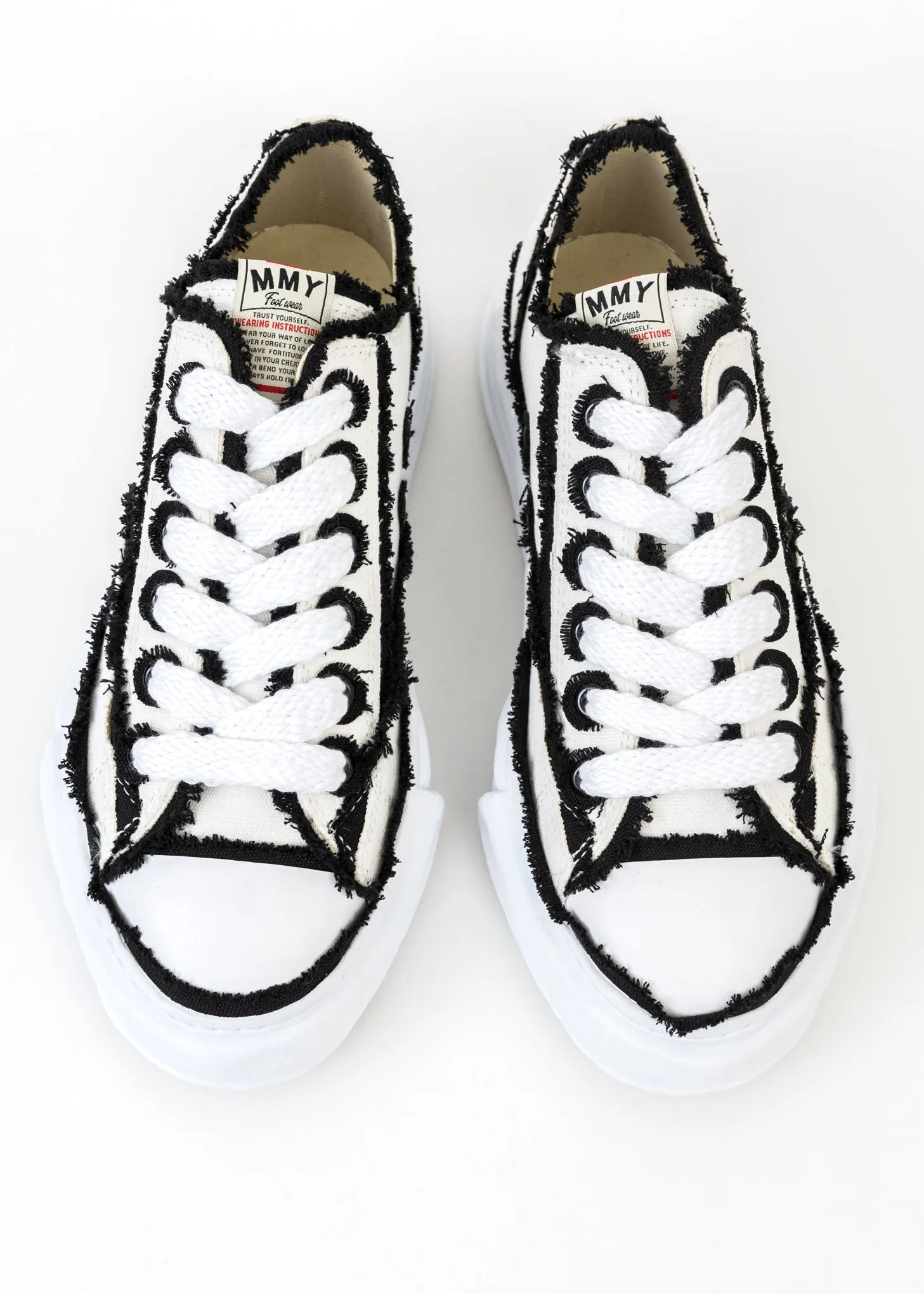 White Original Sole Double-Layered Canvas Low-Top Sneaker (PETERSON LOW)