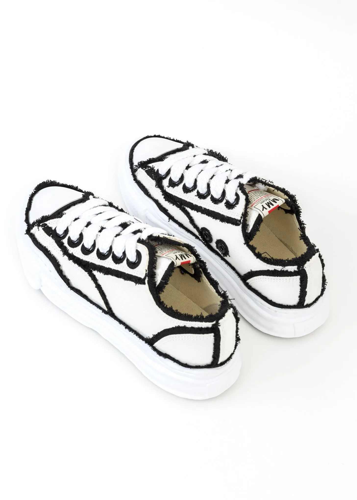 White Original Sole Double-Layered Canvas Low-Top Sneaker (PETERSON LOW)