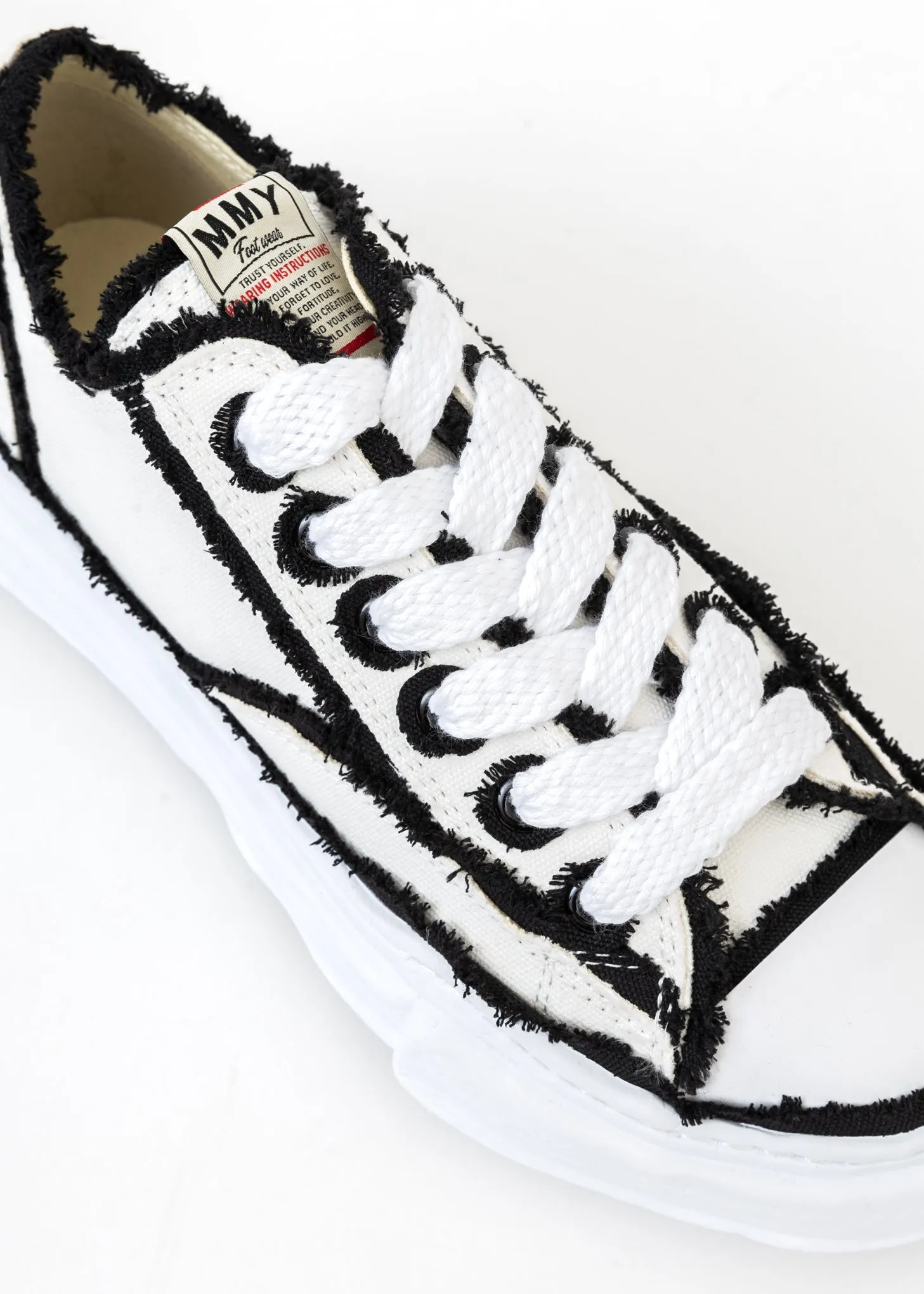 White Original Sole Double-Layered Canvas Low-Top Sneaker (PETERSON LOW)